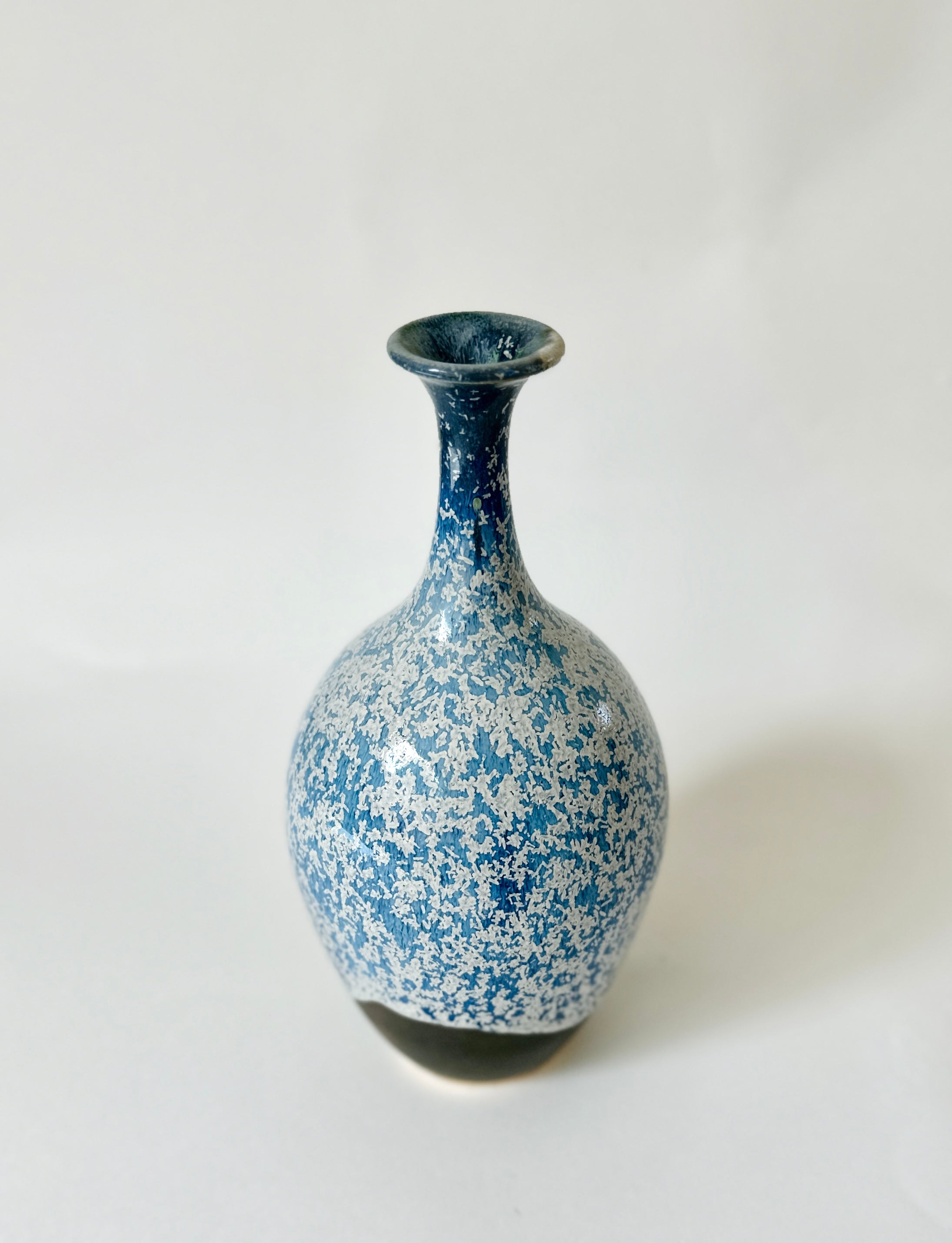 Frosty blue bottleneck no. 6