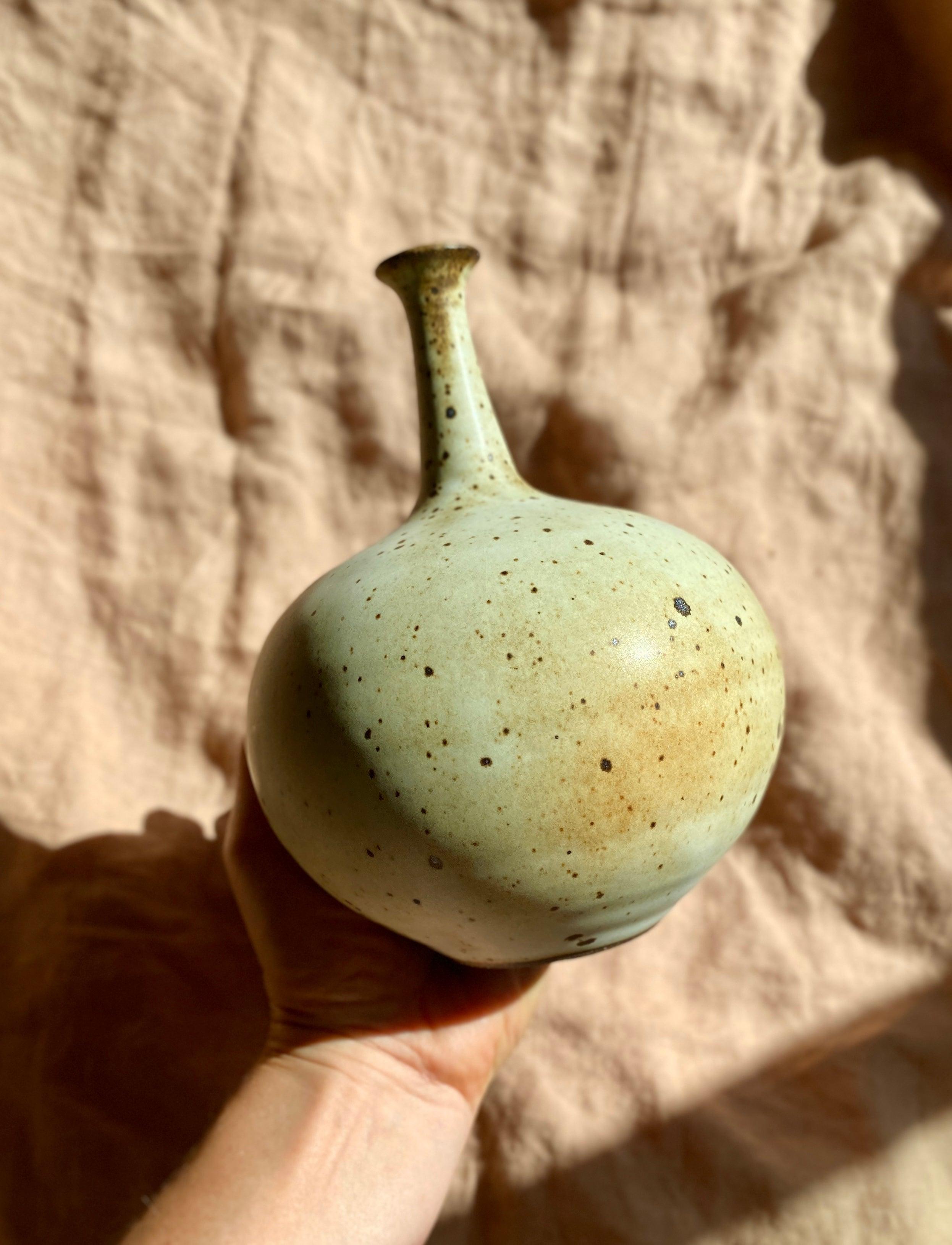 Matte white speckled wide vase with bottle-neck No. 11 - Dana Chieco Studio