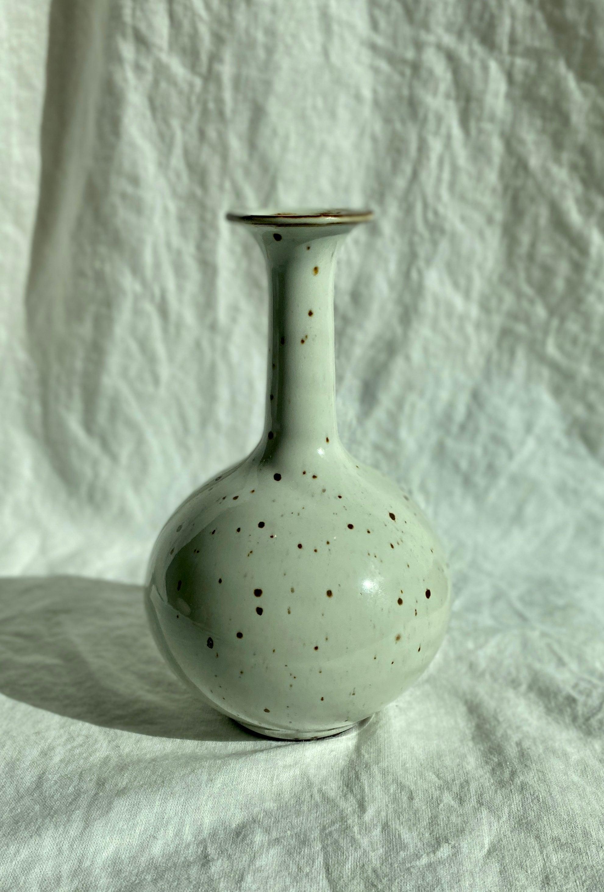 Glossy white speckled bottleneck no. 2 - Dana Chieco Studio