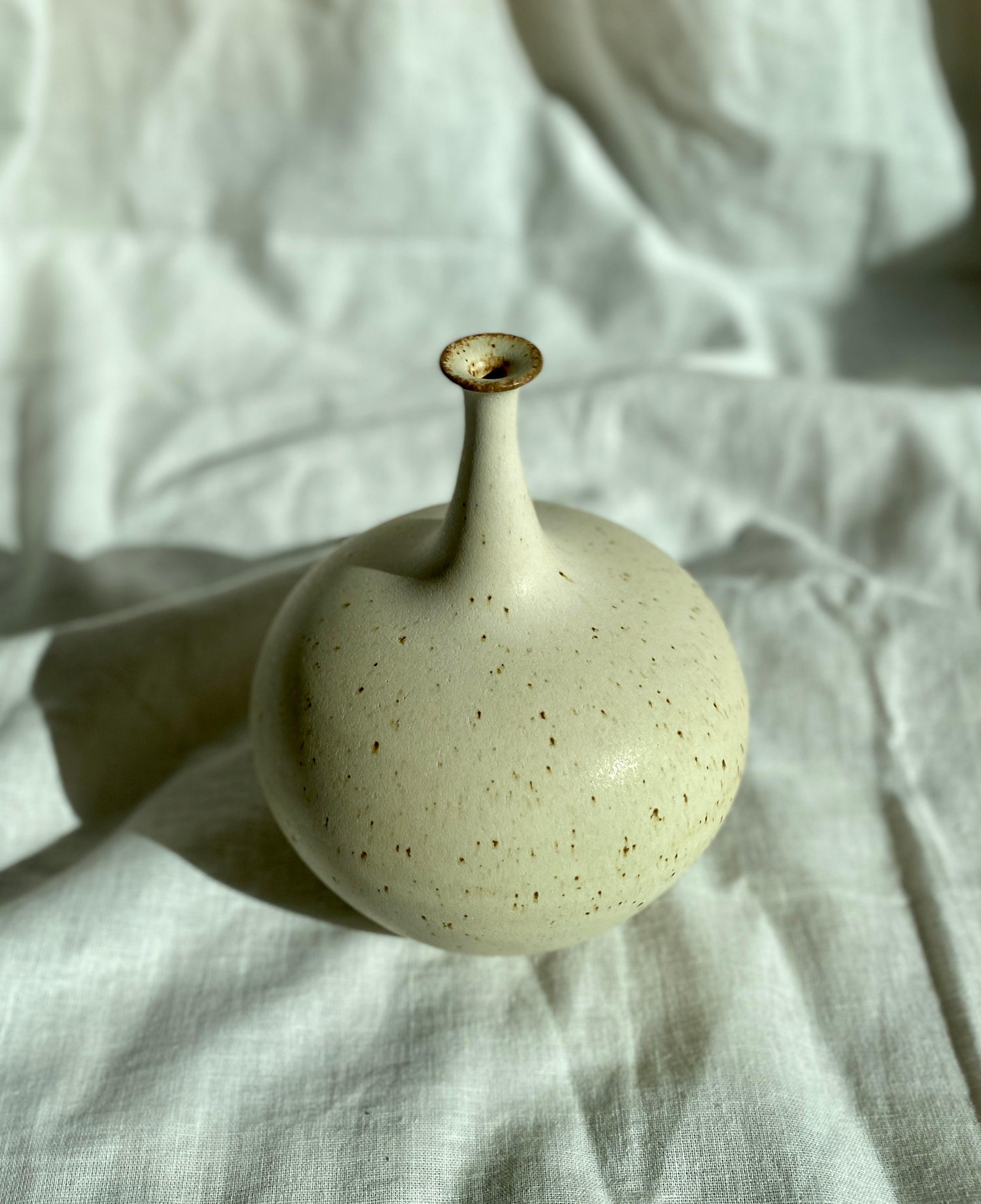 Warm satin white bottleneck red clay no. 5 - Dana Chieco Studio