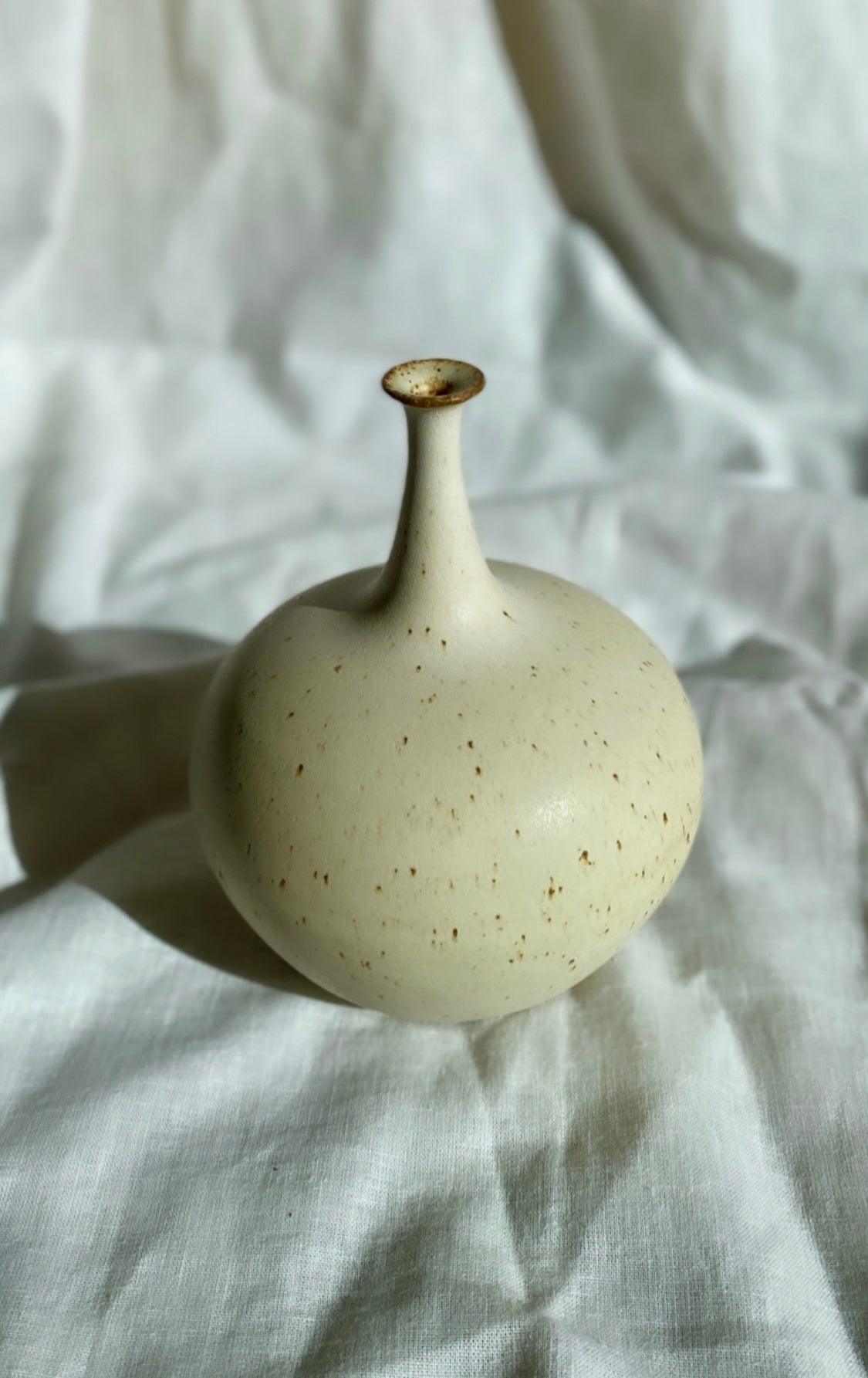 Warm satin white bottleneck red clay no. 5 - Dana Chieco Studio