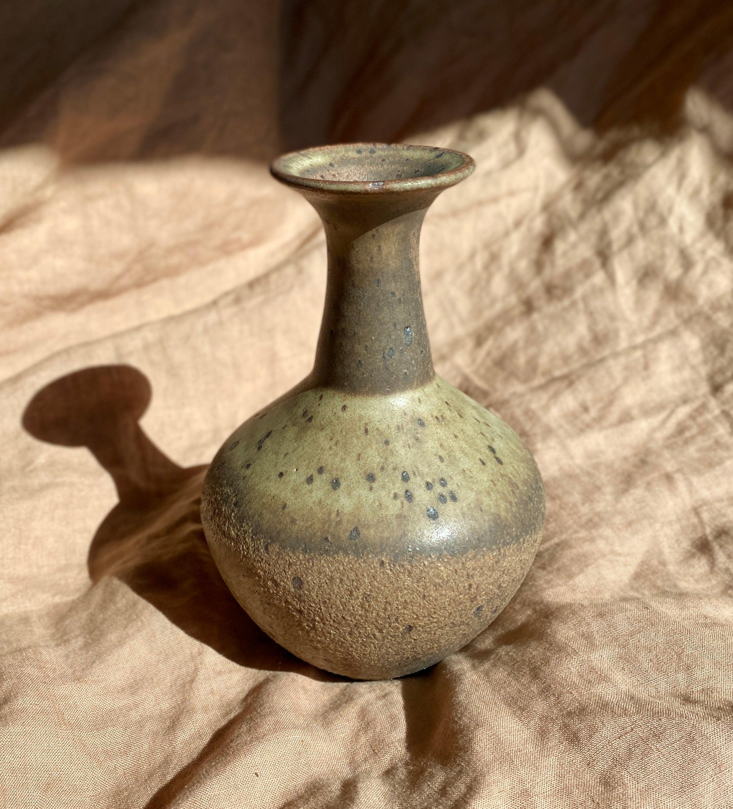 Muted white speckled red clay vase with flared bottle-neck - Dana Chieco Studio