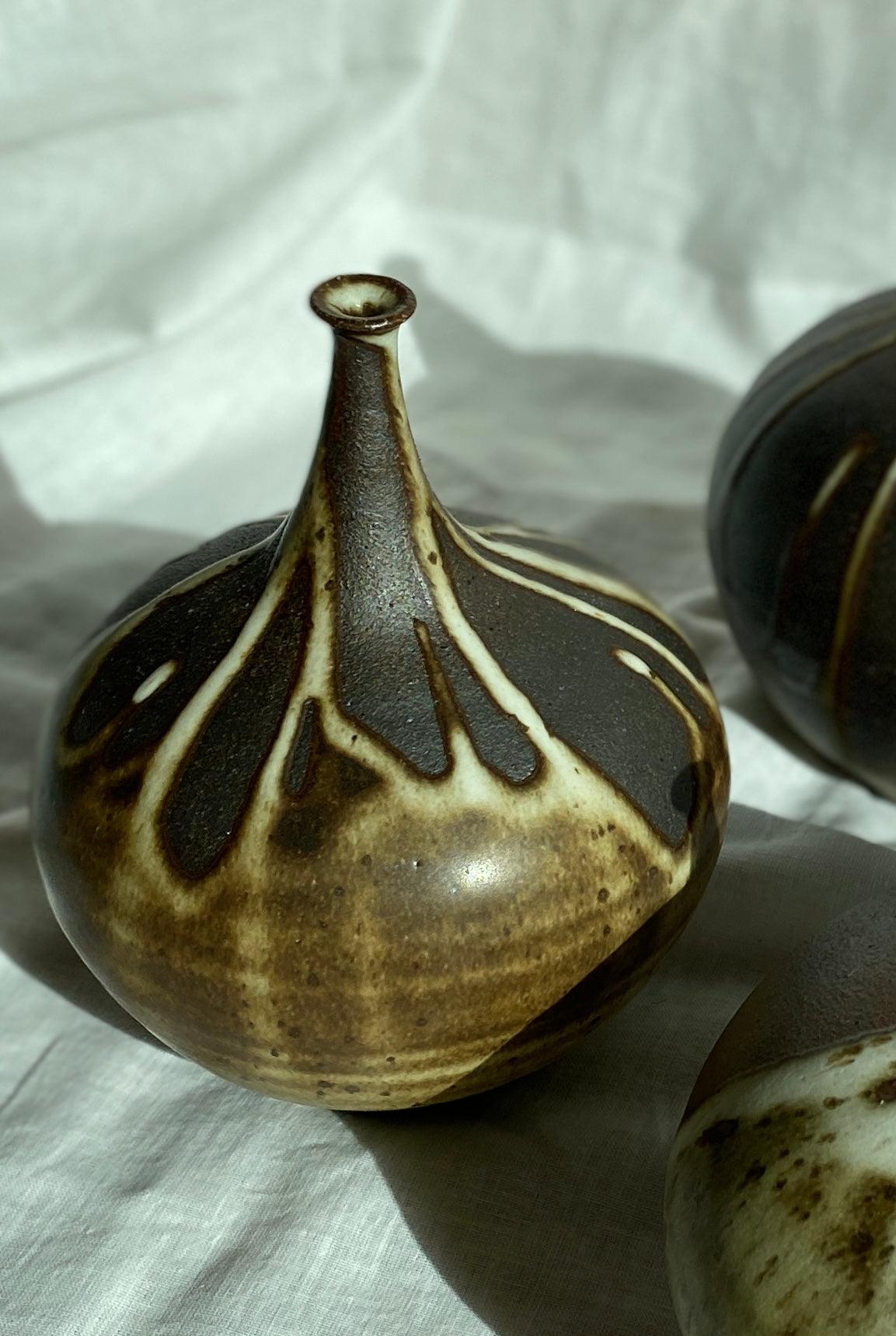 Poured glaze on black clay no. 3 - Dana Chieco Studio