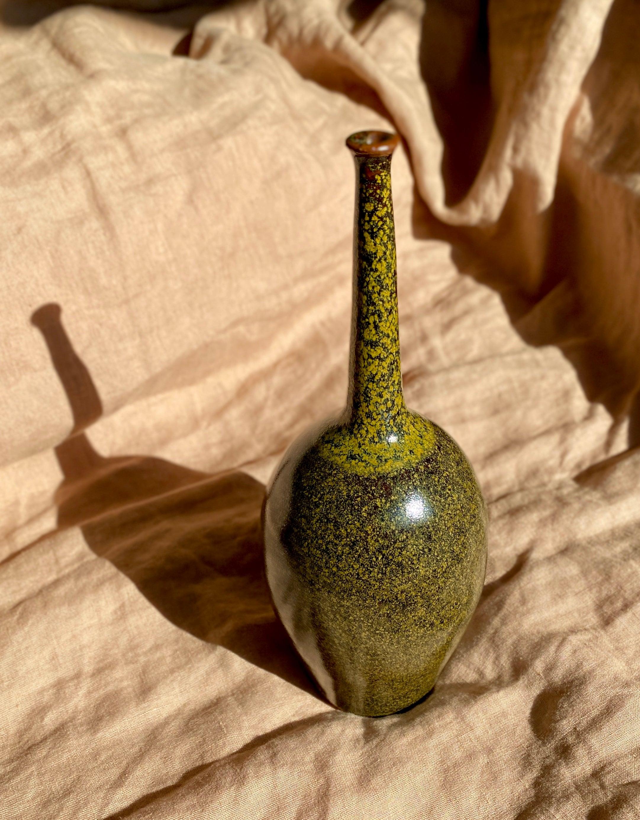 "Tea dust" glazed skinny neck - Dana Chieco Studio