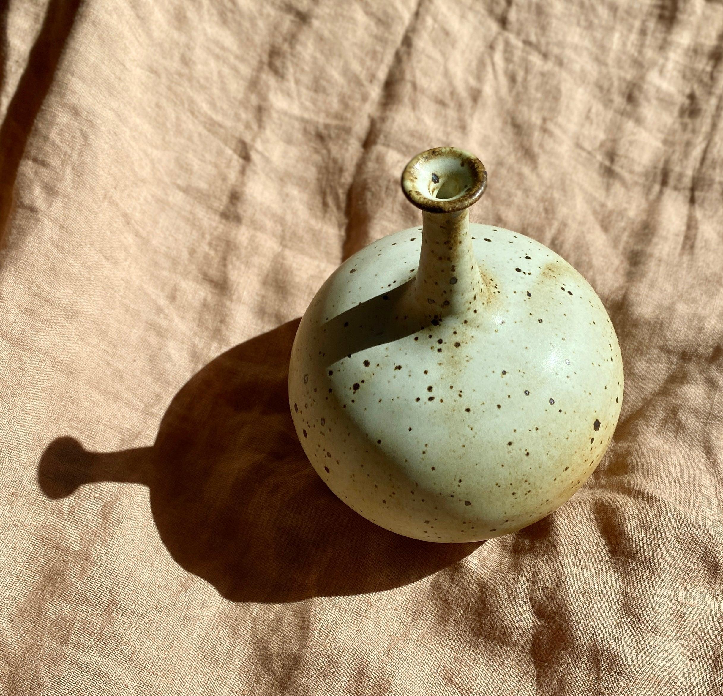 Matte white speckled wide vase with bottle-neck No. 11 - Dana Chieco Studio