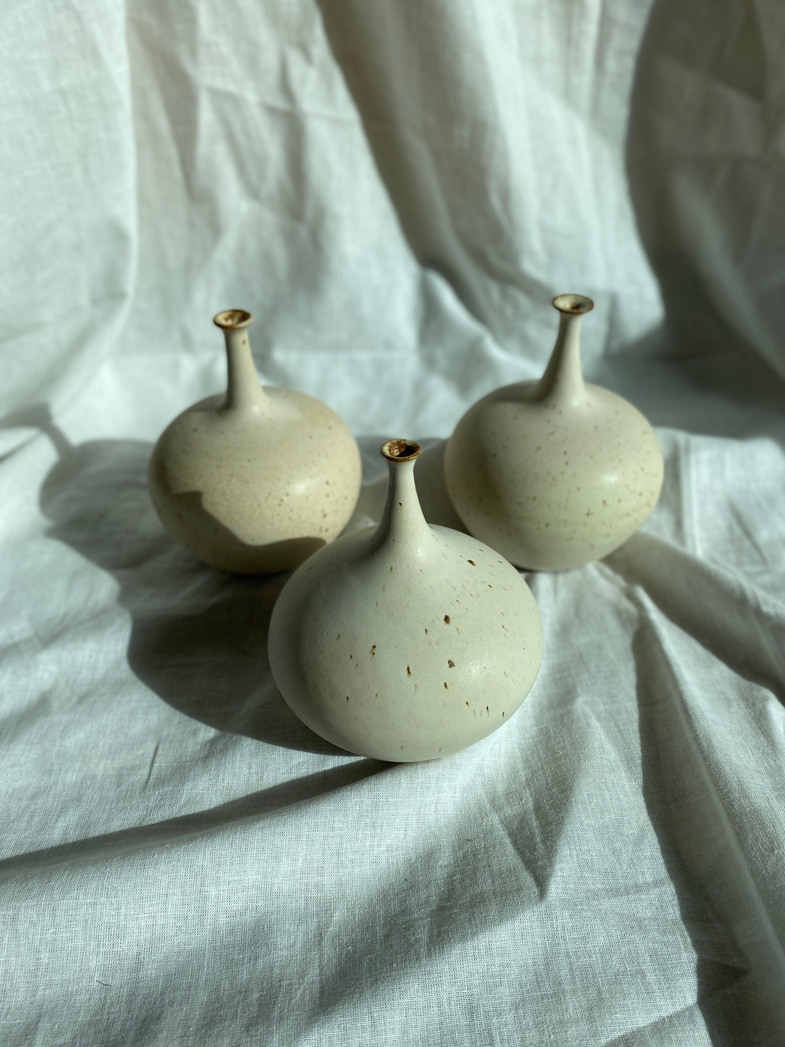 Warm satin white bottleneck no. 6 - Dana Chieco Studio