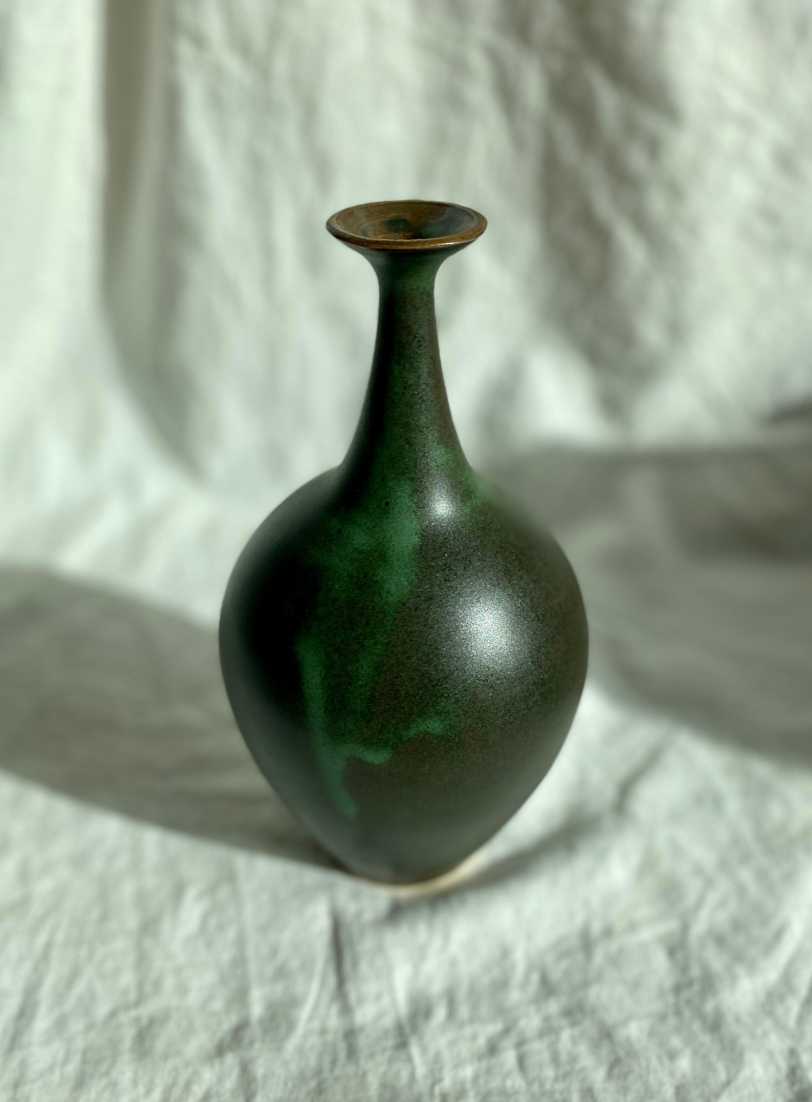 Green bottleneck no. 17 - Dana Chieco Studio