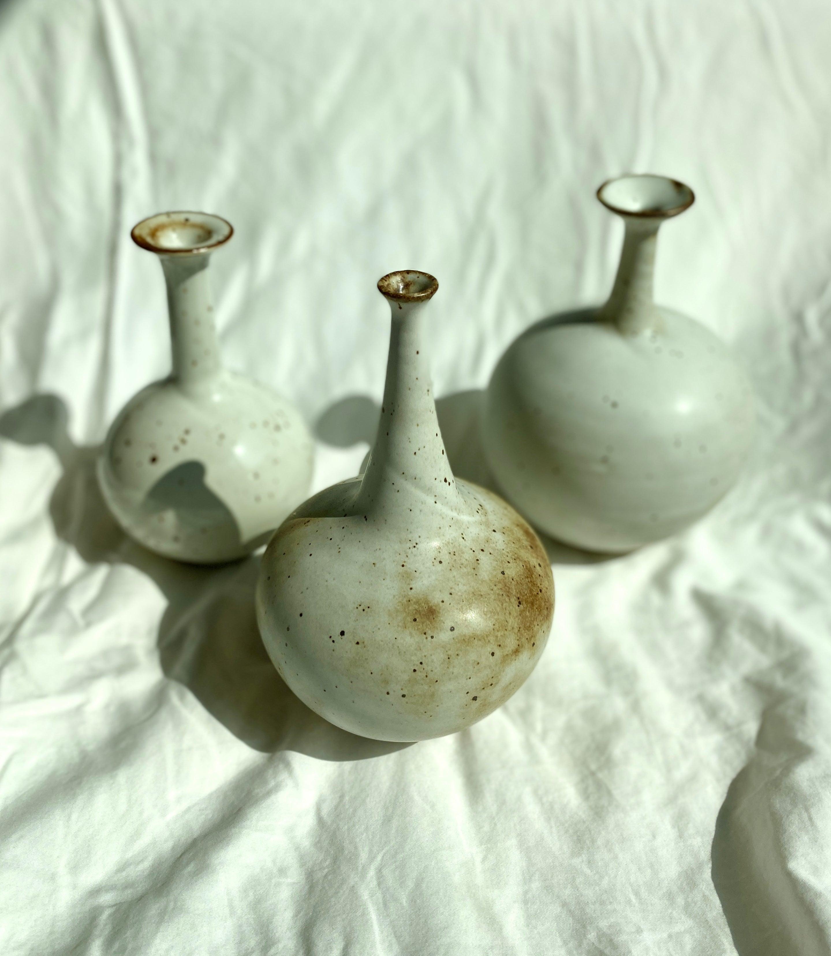 Glossy white speckled bottleneck no. 2 - Dana Chieco Studio