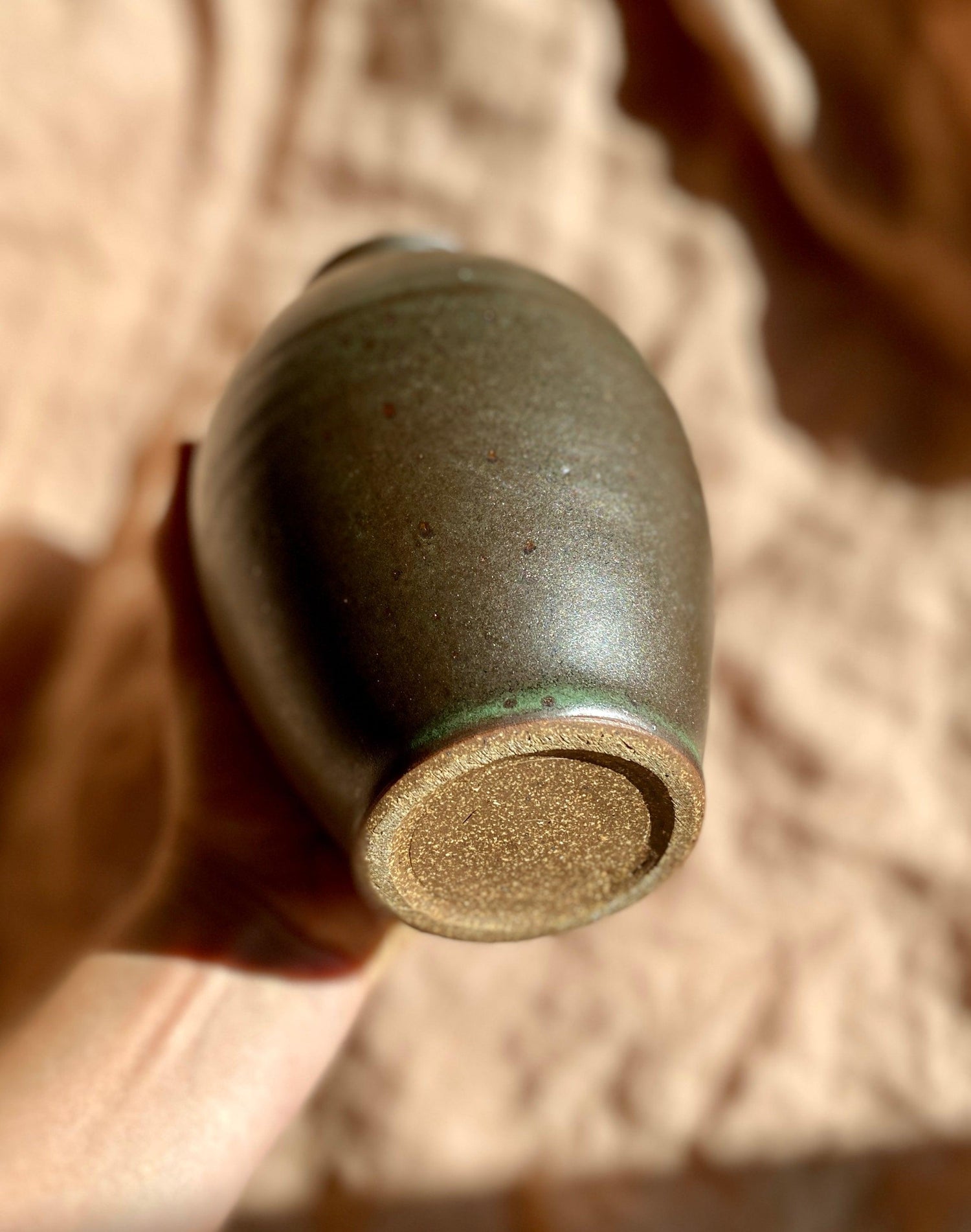 Bronze vase with green highlights - Dana Chieco Studio