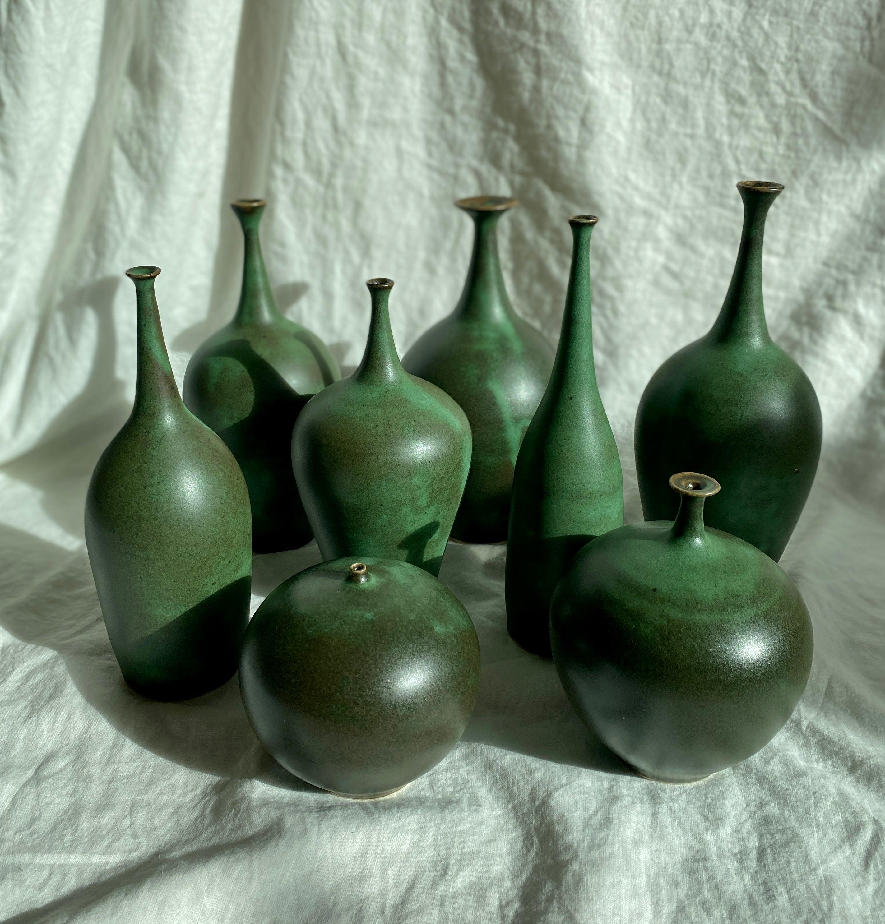 Green bottleneck vessel no. 22 - Dana Chieco Studio
