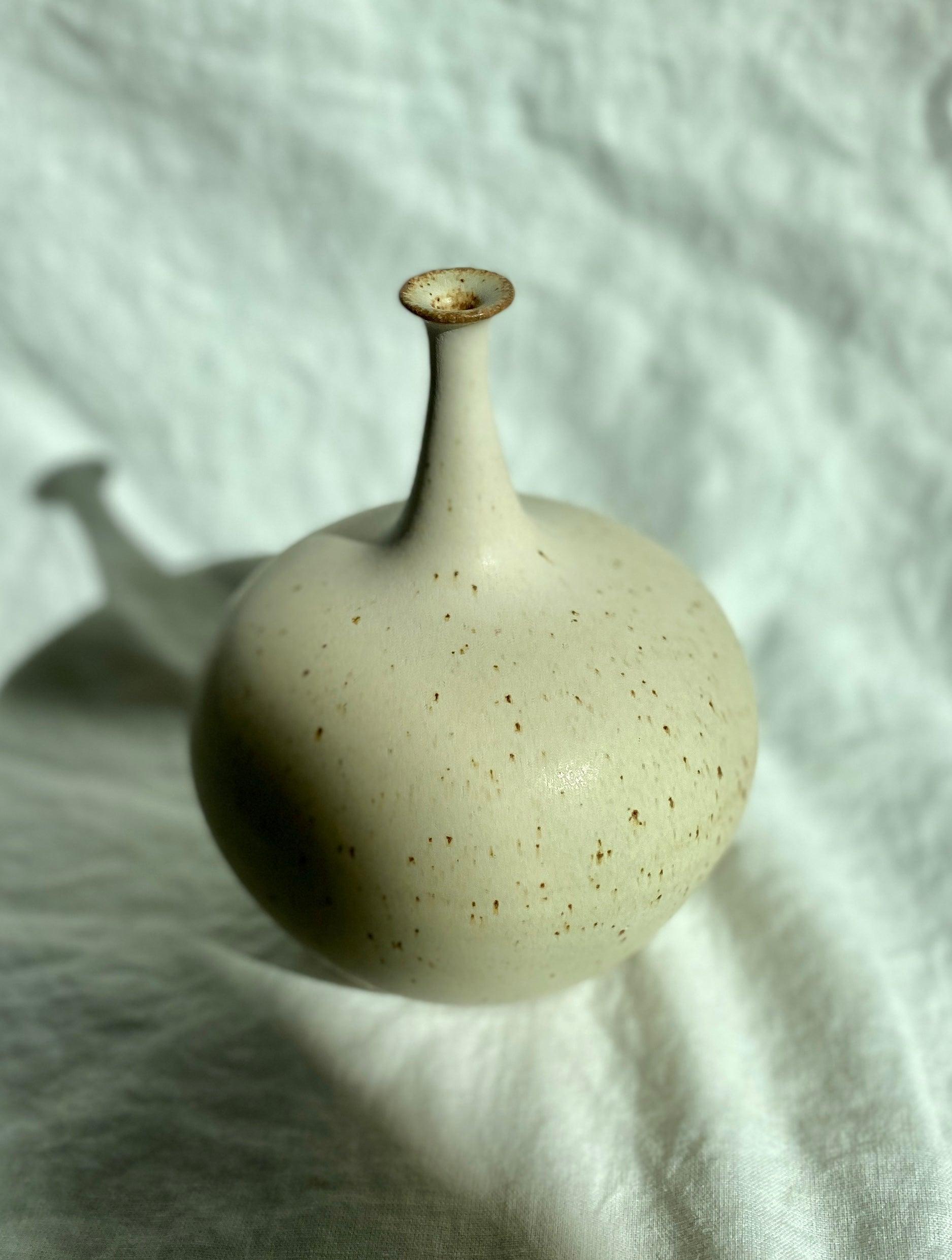 Warm satin white bottleneck red clay no. 5 - Dana Chieco Studio