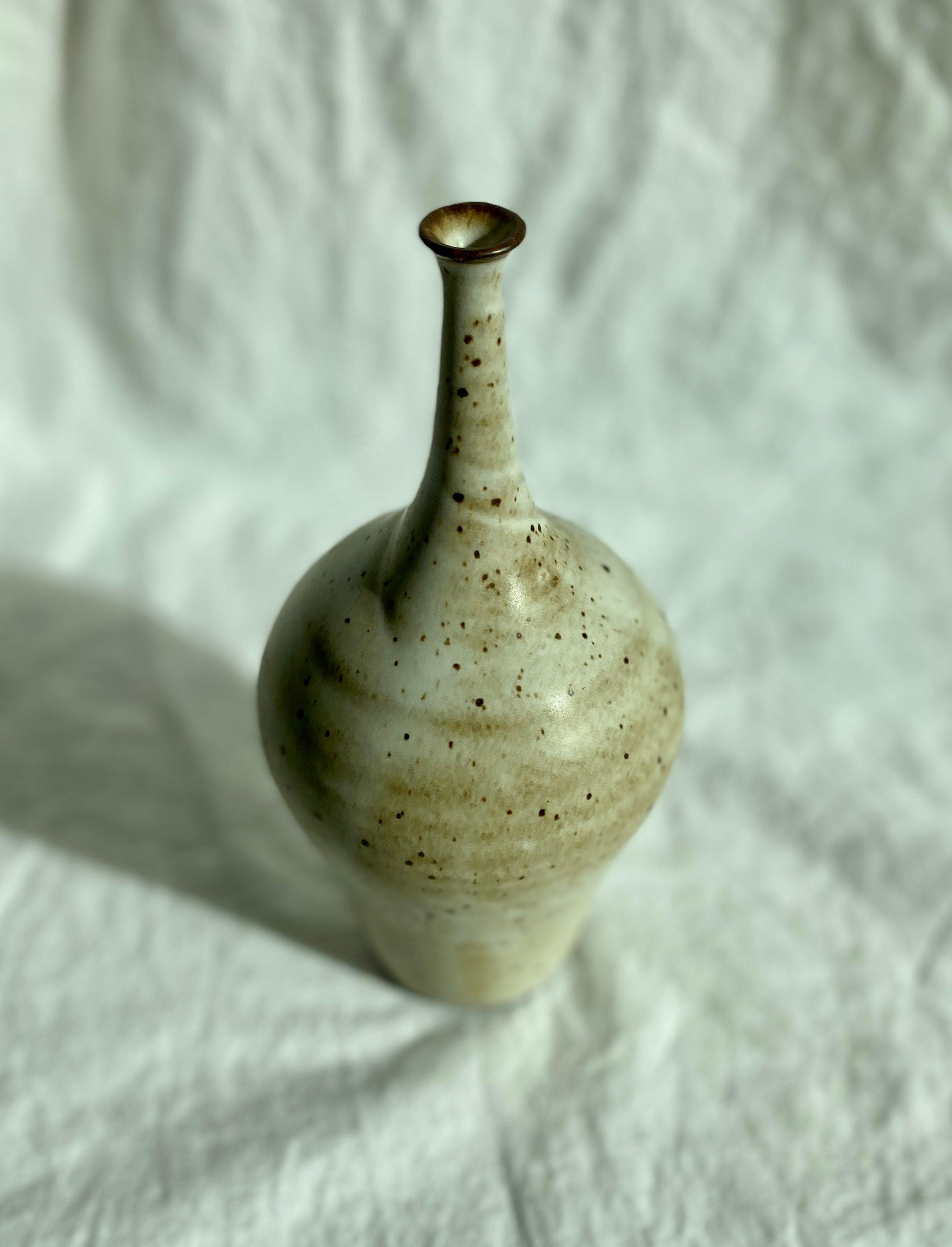 Matte white speckled bottleneck no. 17 - Dana Chieco Studio