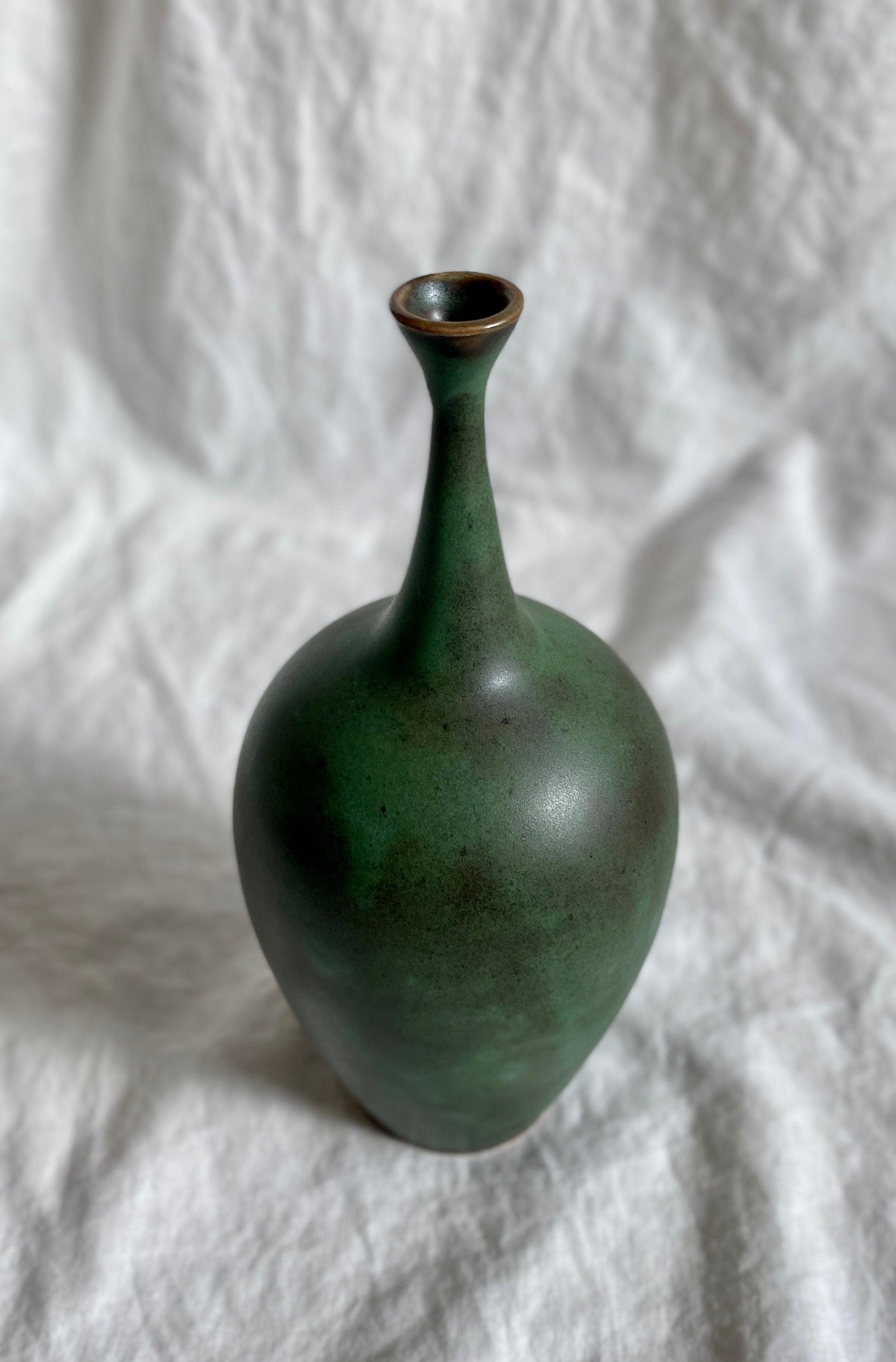 Green bottleneck no. 19 - Dana Chieco Studio