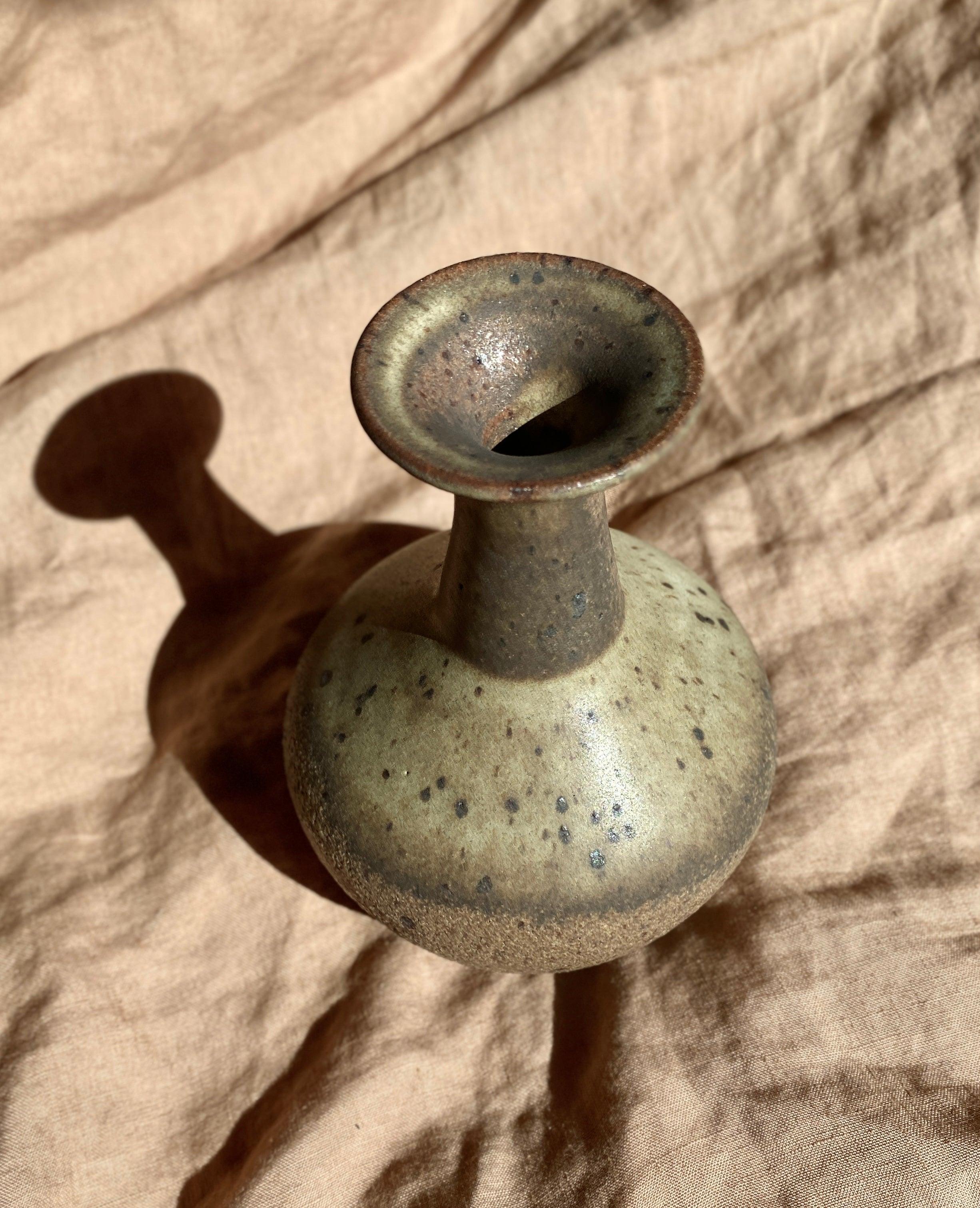 Muted white speckled red clay vase with flared bottle-neck - Dana Chieco Studio