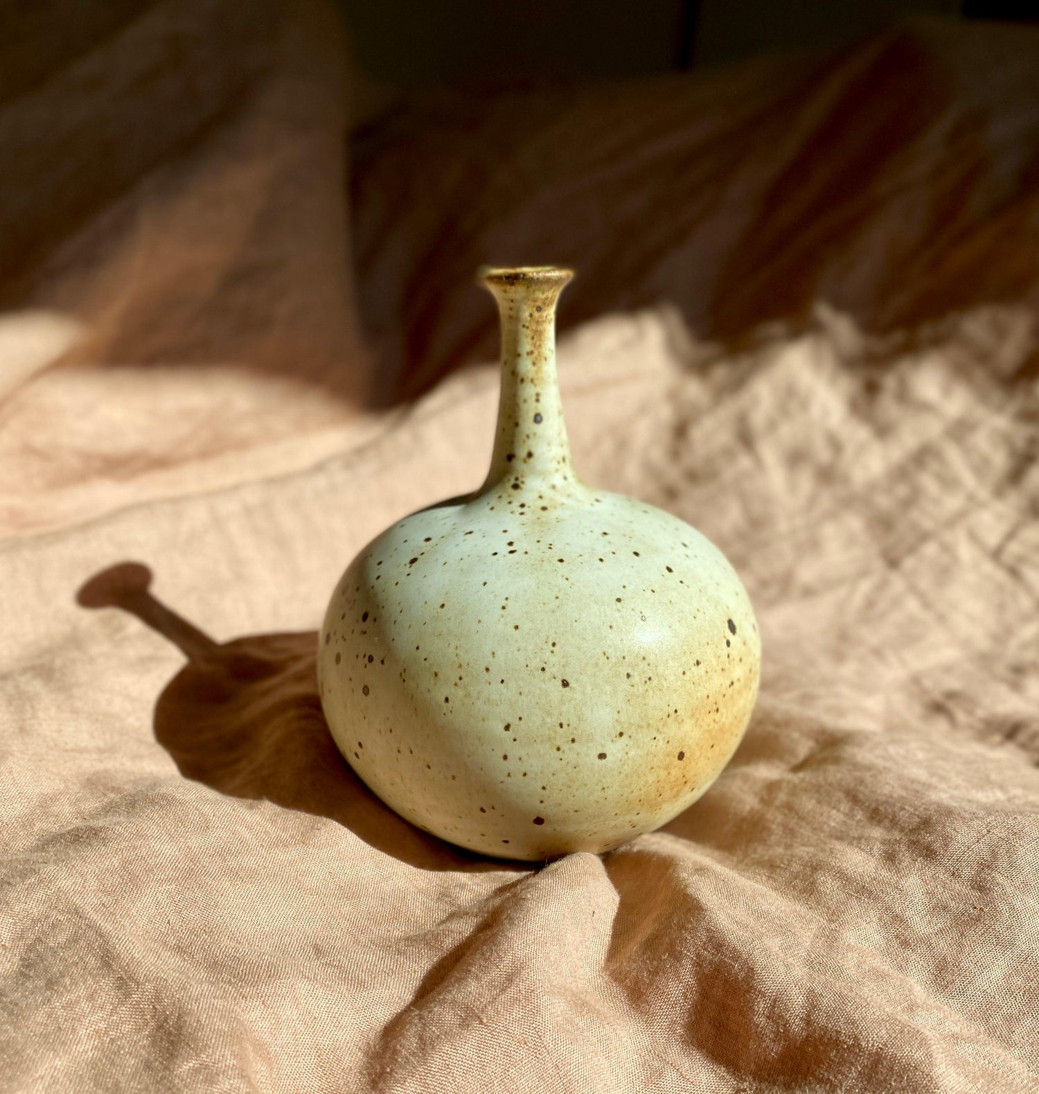 Matte white speckled wide vase with bottle-neck No. 11 - Dana Chieco Studio