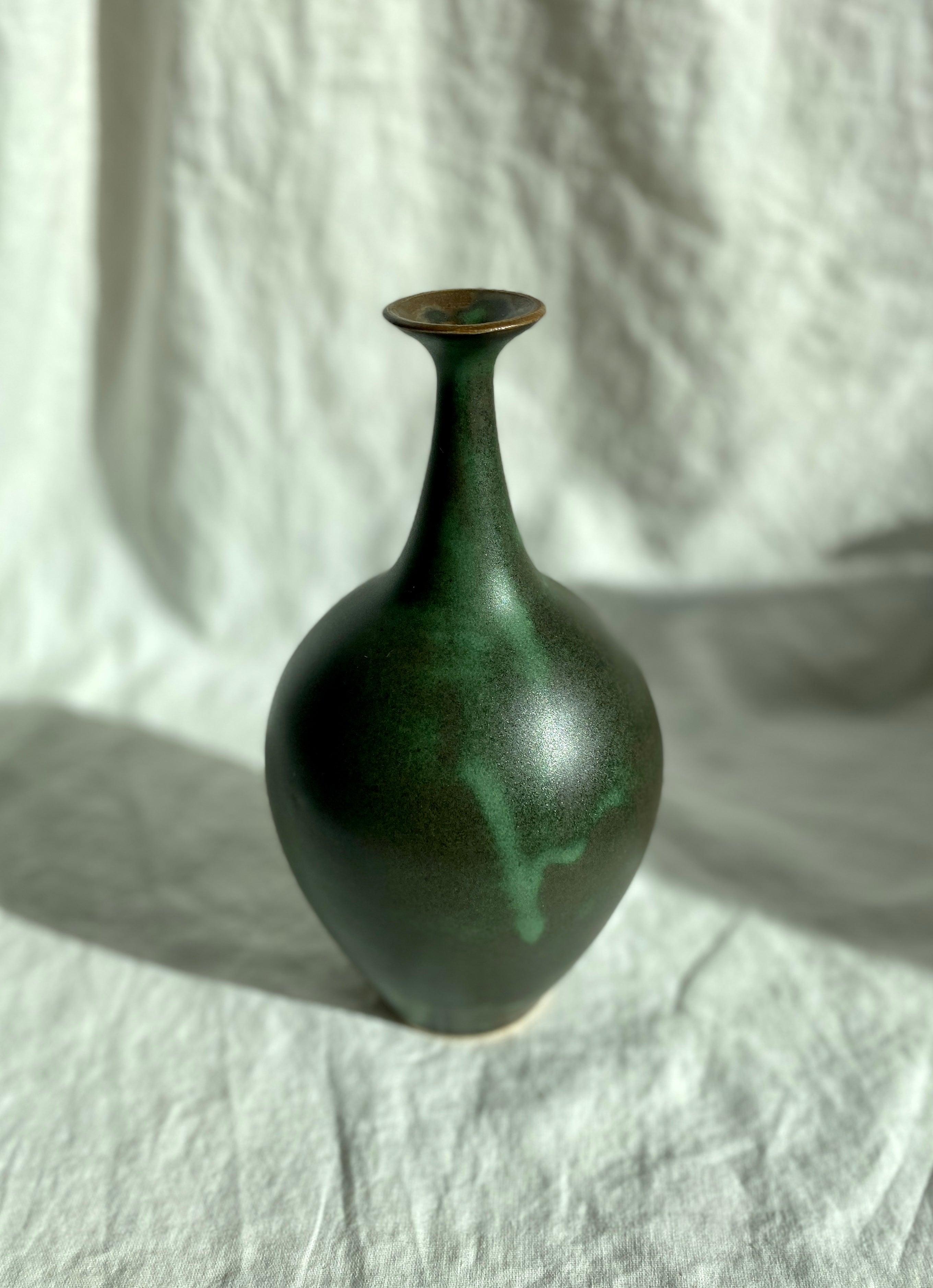 Green bottleneck no. 17 - Dana Chieco Studio