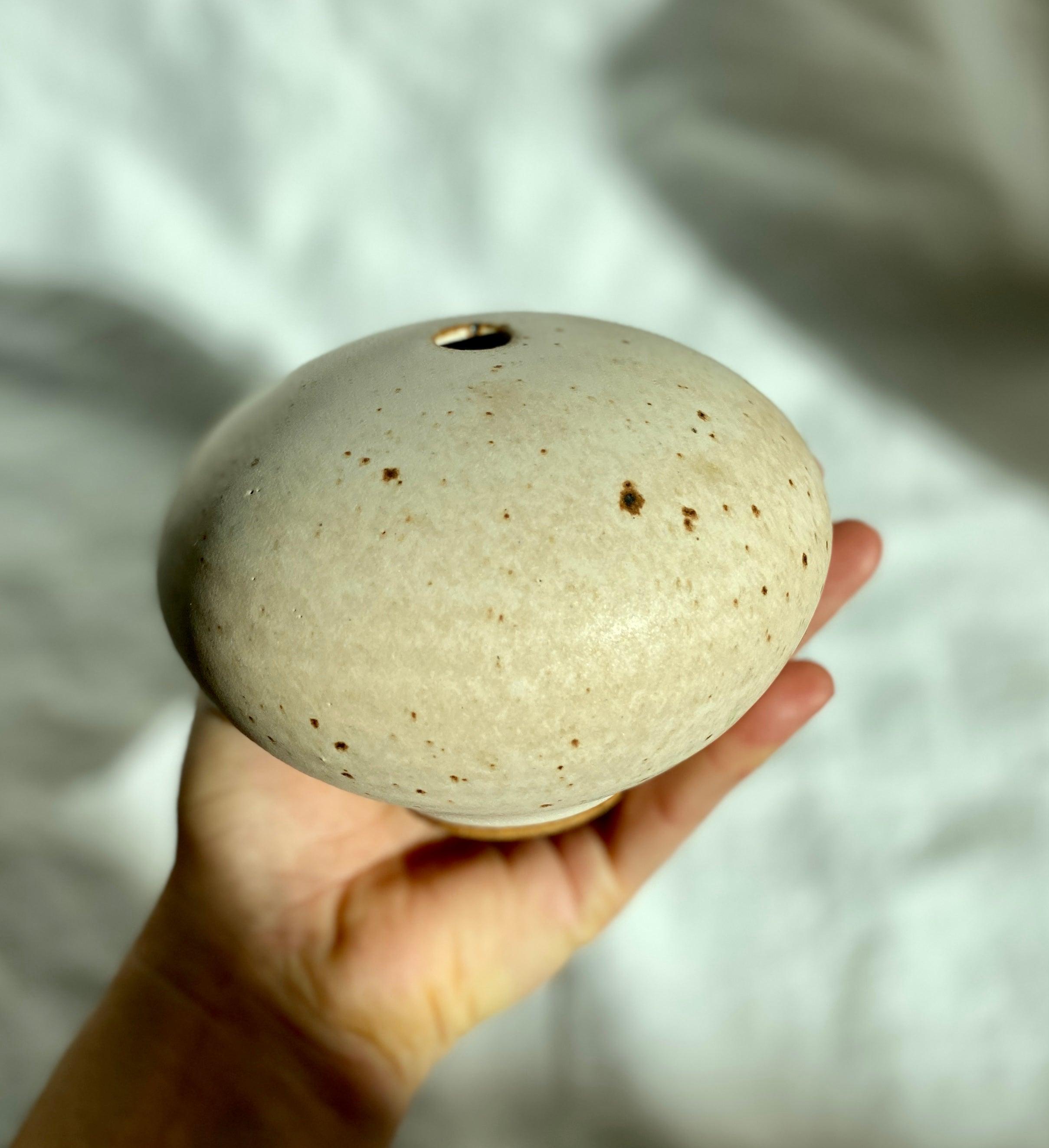 Warm satin white speckled vessel no. 1 - Dana Chieco Studio