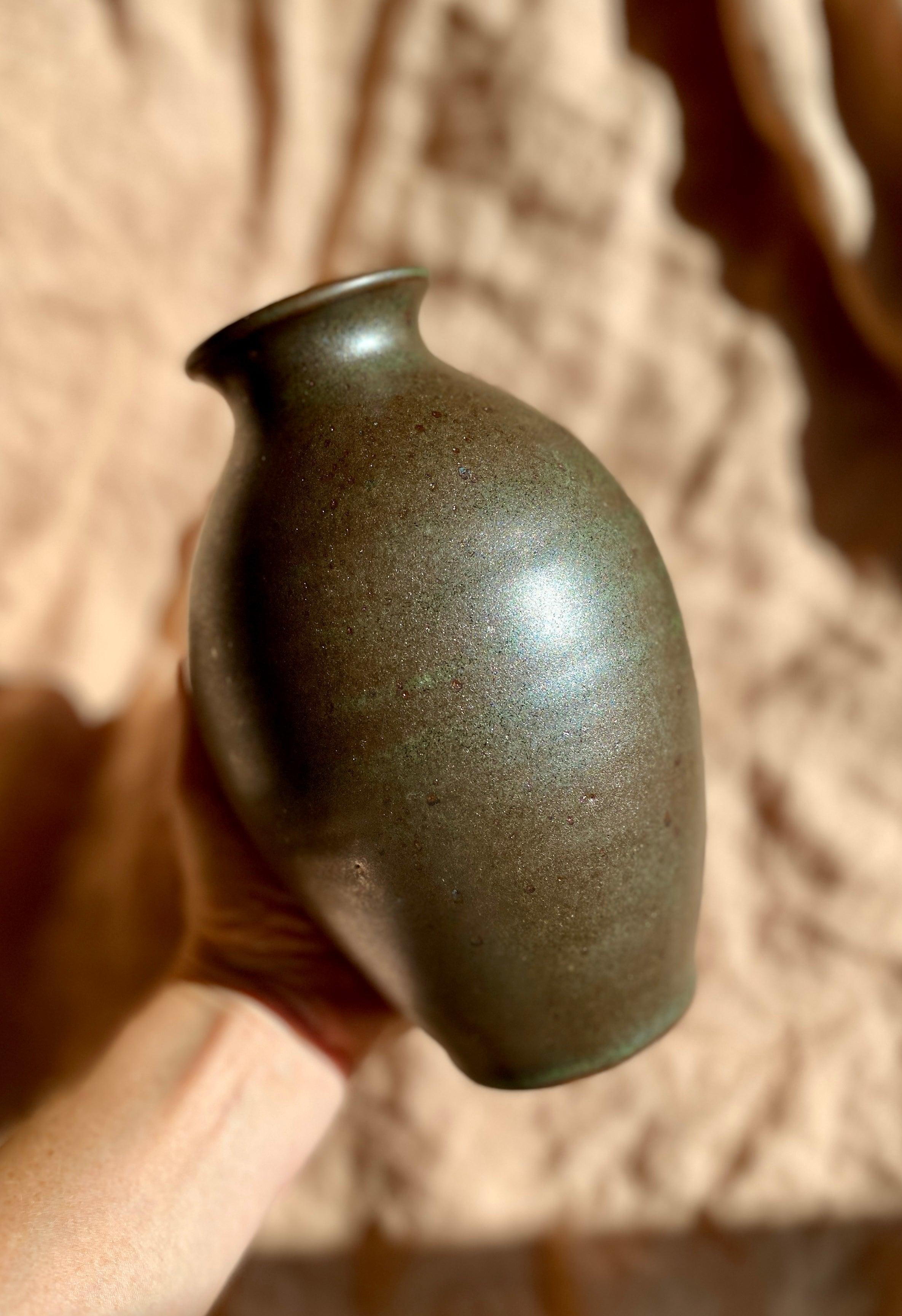 Bronze vase with green highlights - Dana Chieco Studio