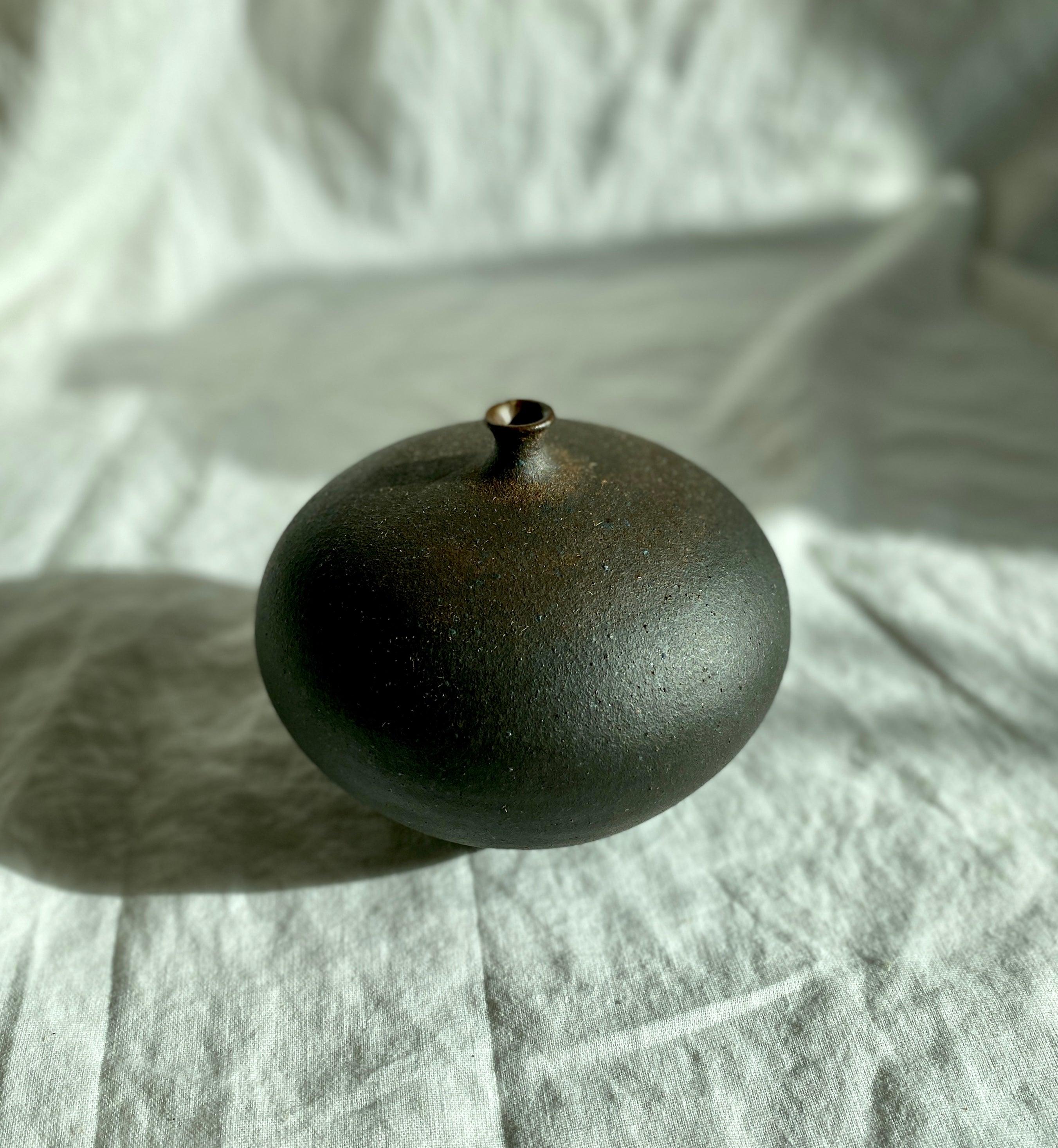 Black clay wide no. 5 - Dana Chieco Studio