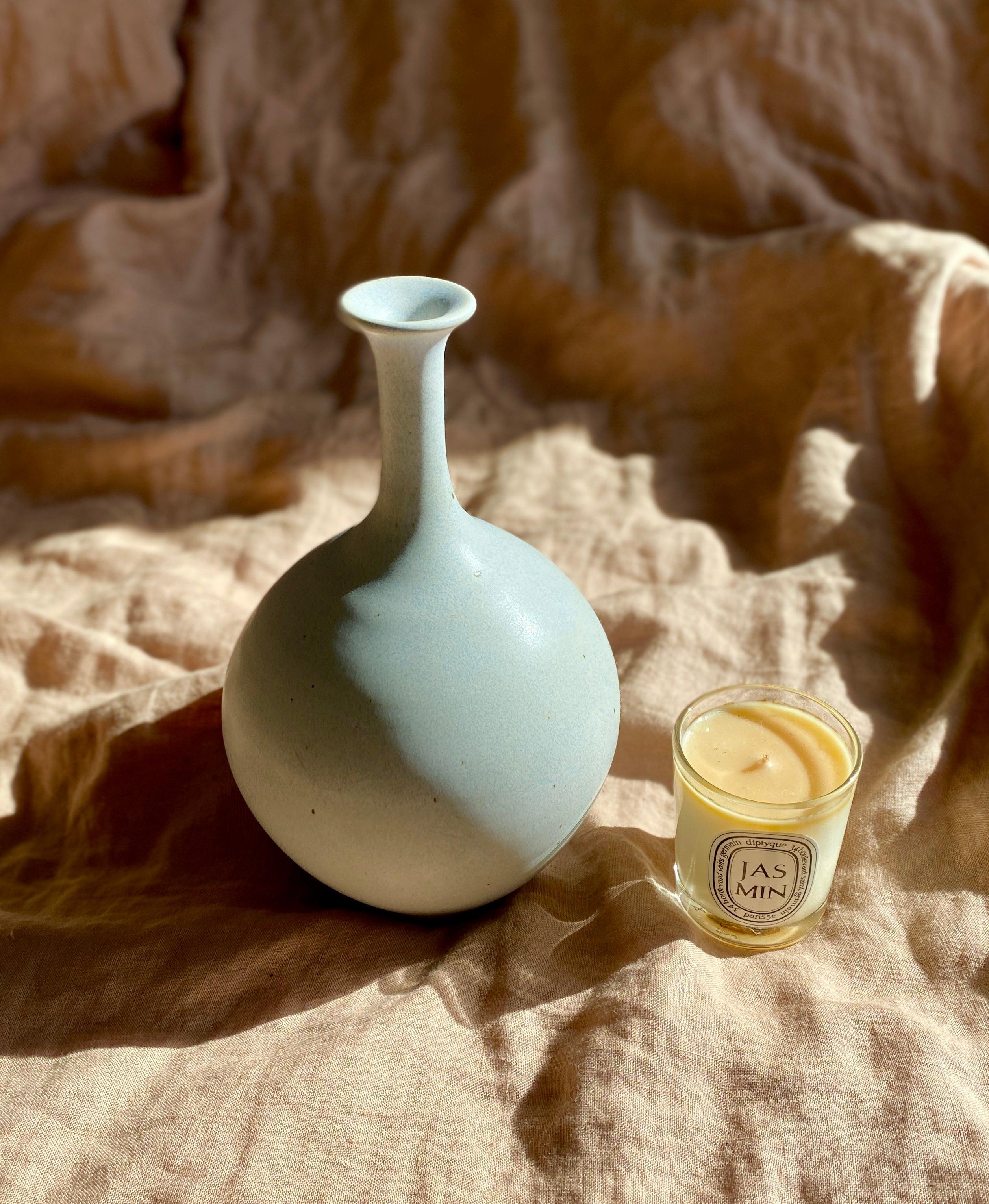 Lavender bottle-neck wide vase No. 1 - Dana Chieco Studio