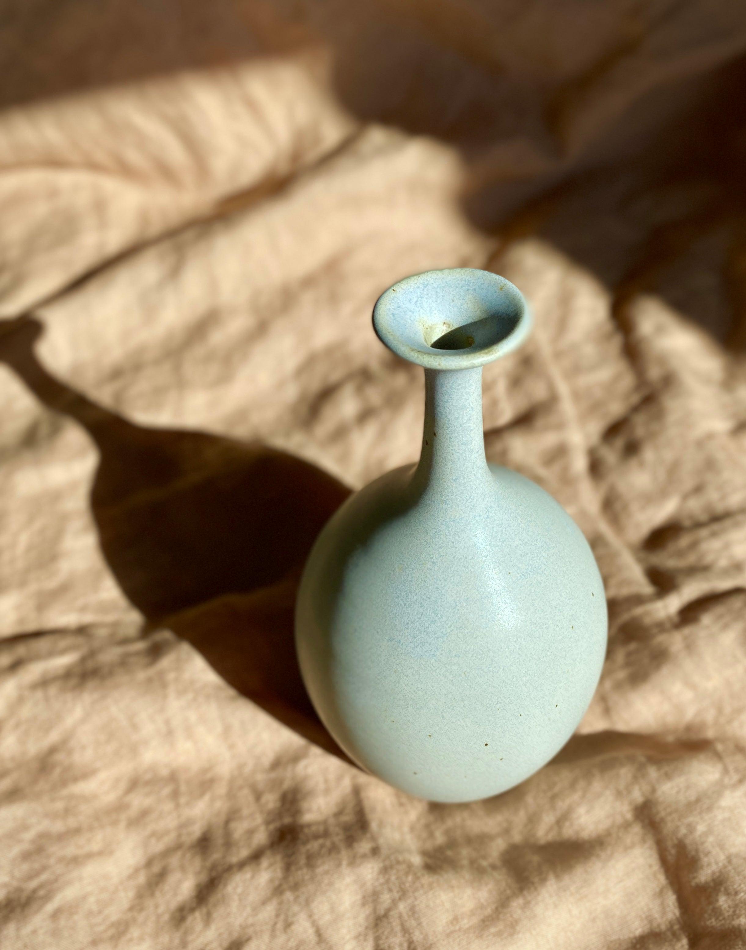Lavender bottle-neck tall vase No. 2 - Dana Chieco Studio