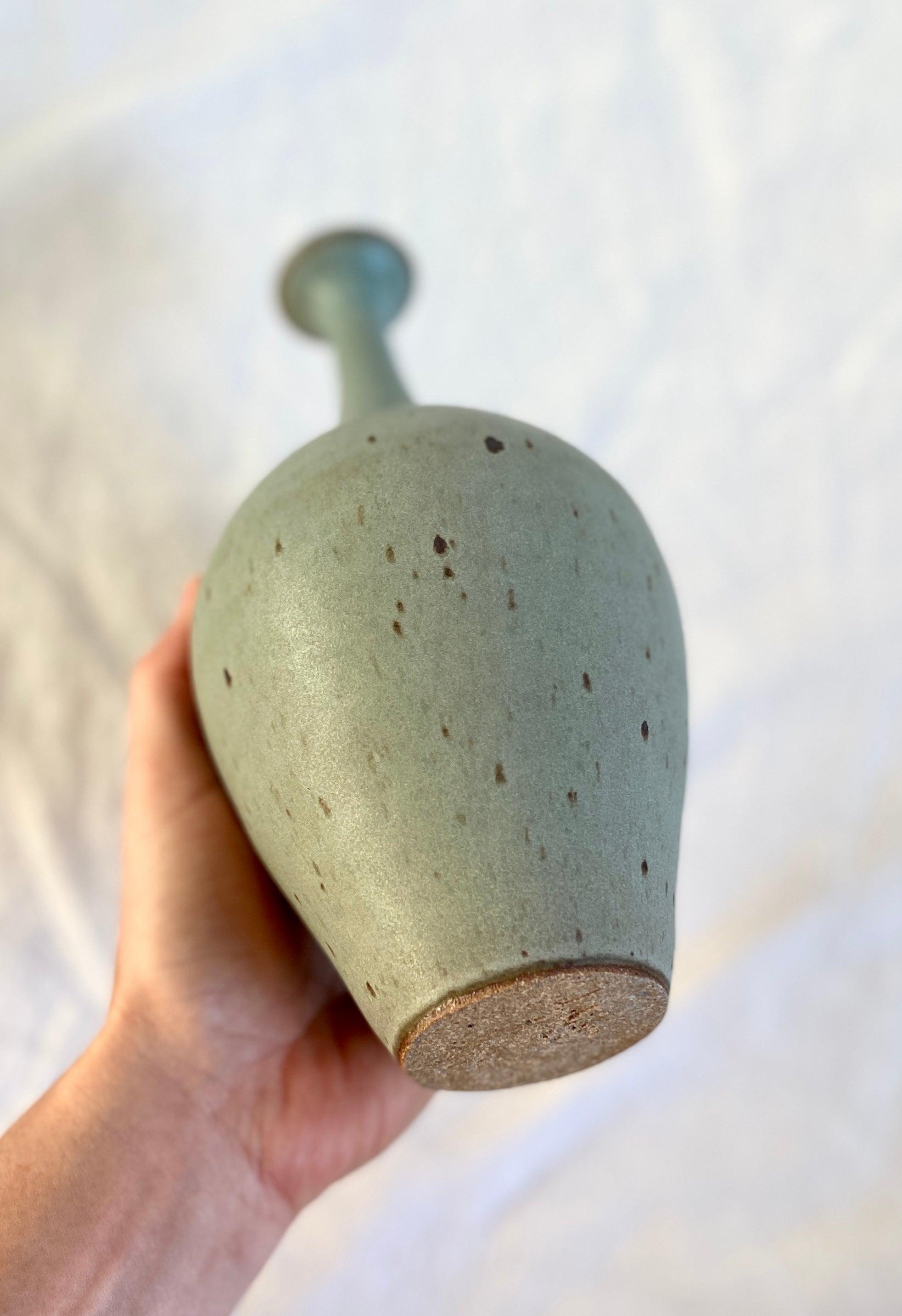 Blue speckled bottleneck vessel no. 12 - Dana Chieco Studio