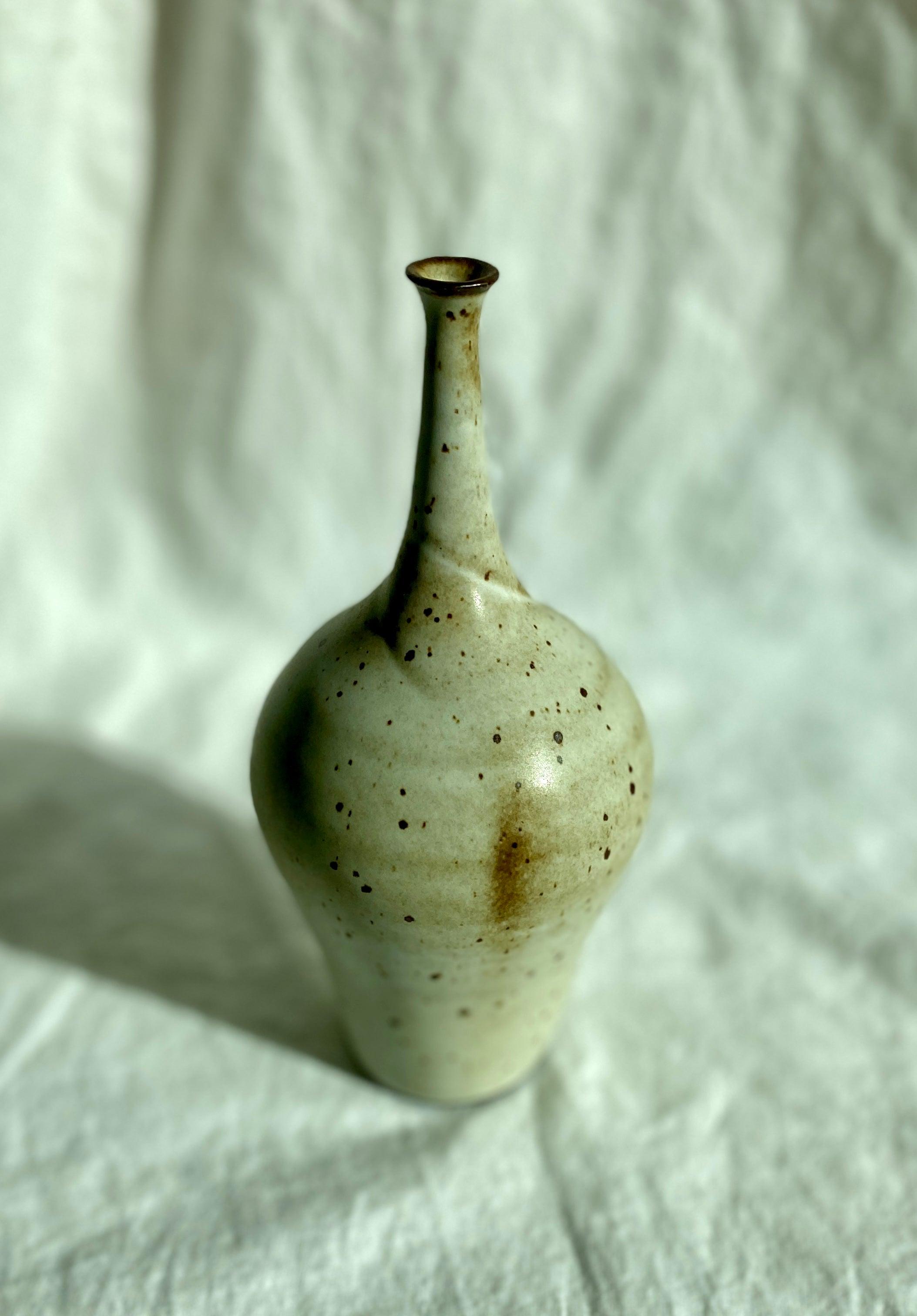 Matte white speckled bottleneck no. 17 - Dana Chieco Studio