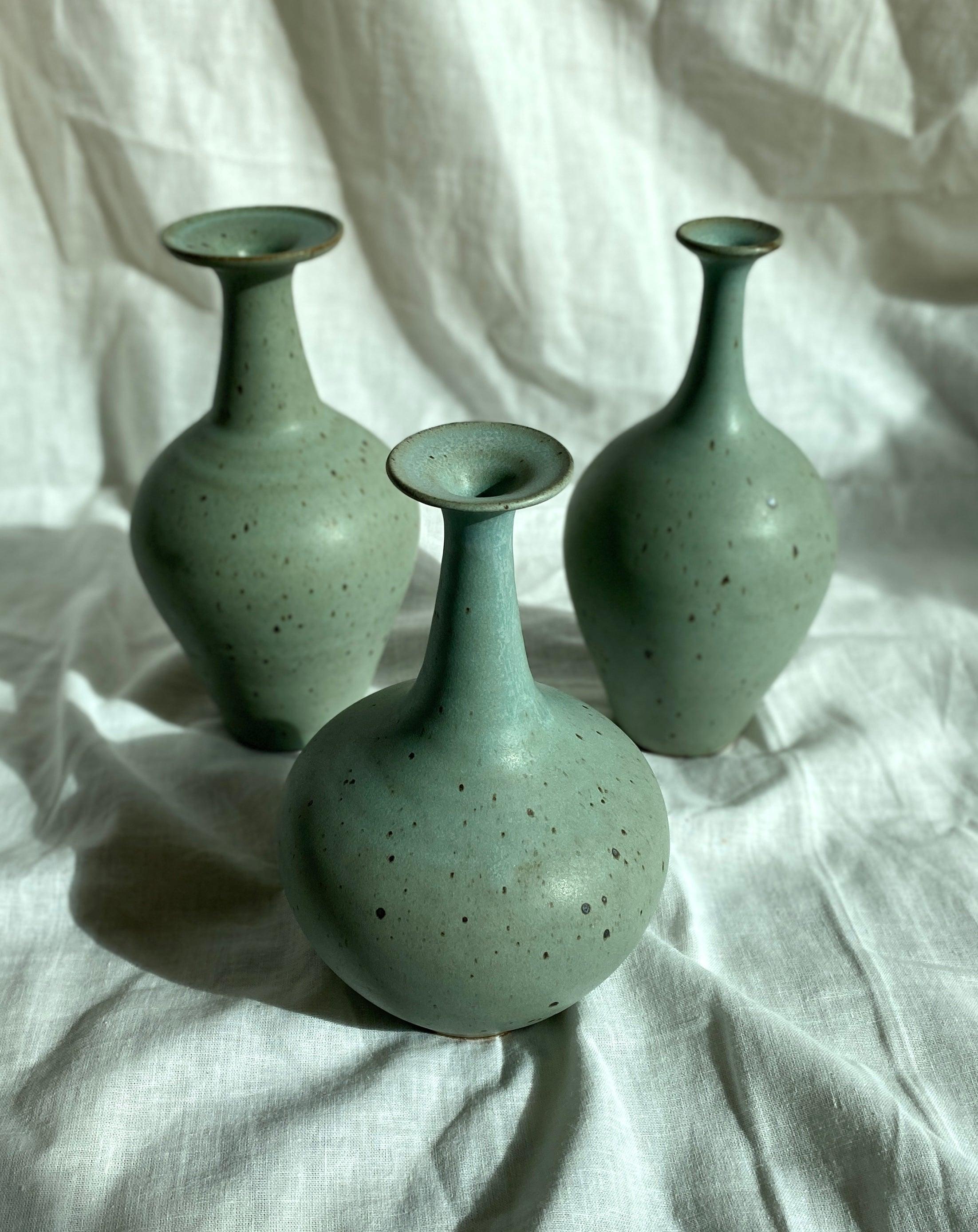Blue speckled bottleneck no. 10 - Dana Chieco Studio