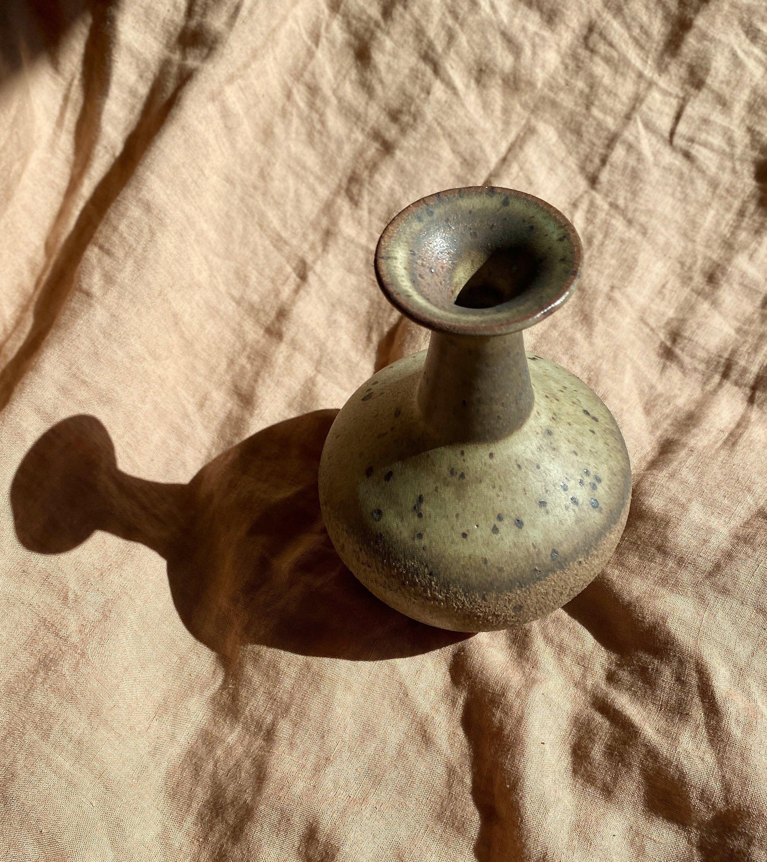 Muted white speckled red clay vase with flared bottle-neck - Dana Chieco Studio