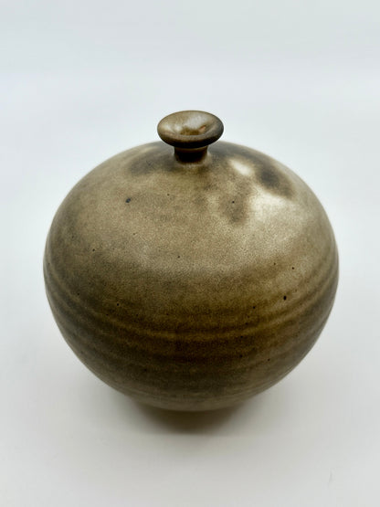 Gray/brown little neck vessel no. 34