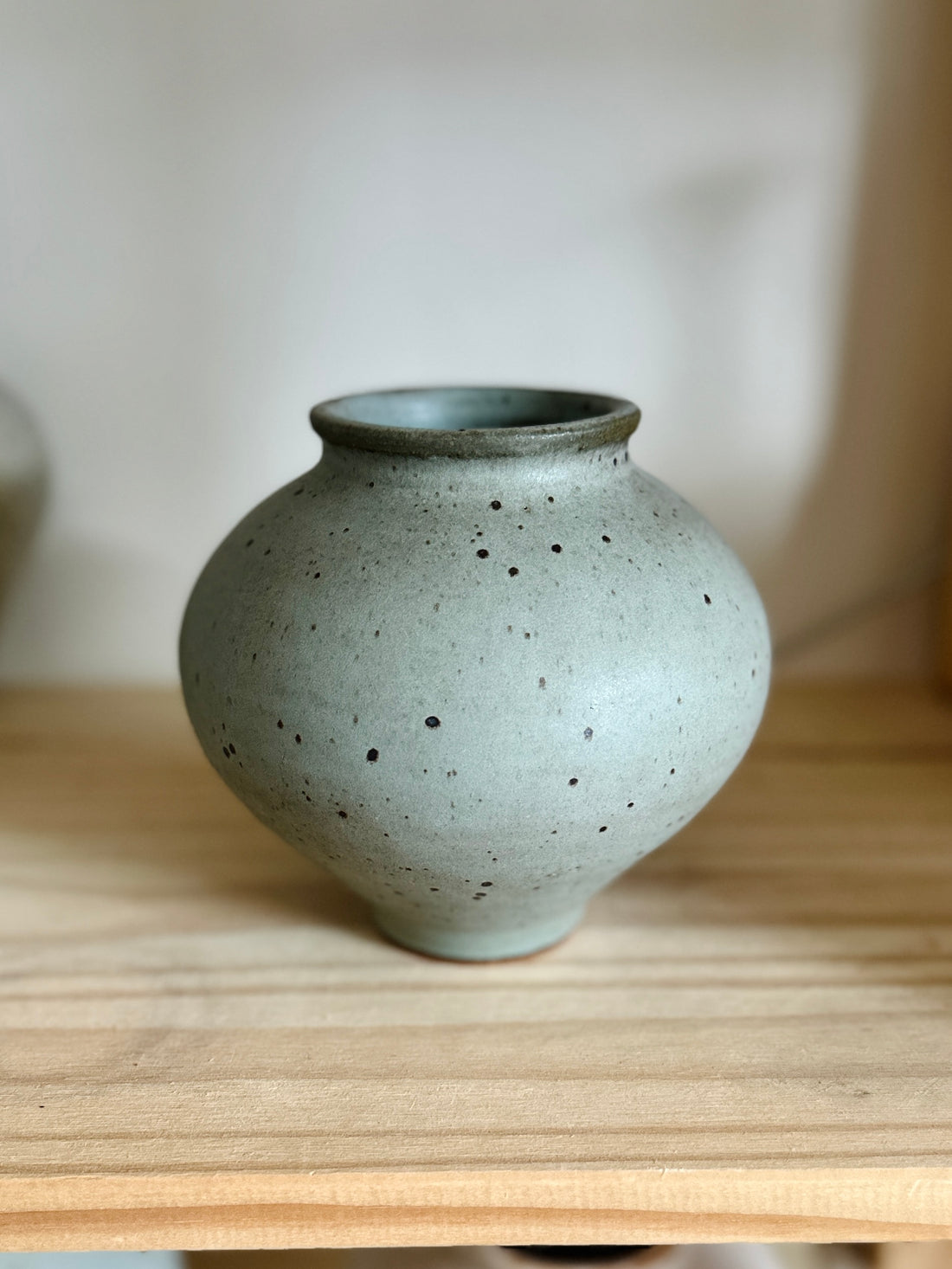 Blue speckled vase no. 21