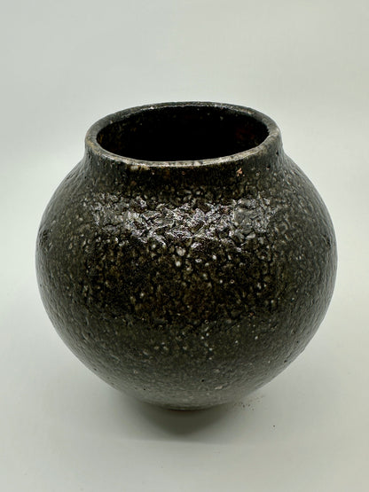 Dark shino vase no. 1