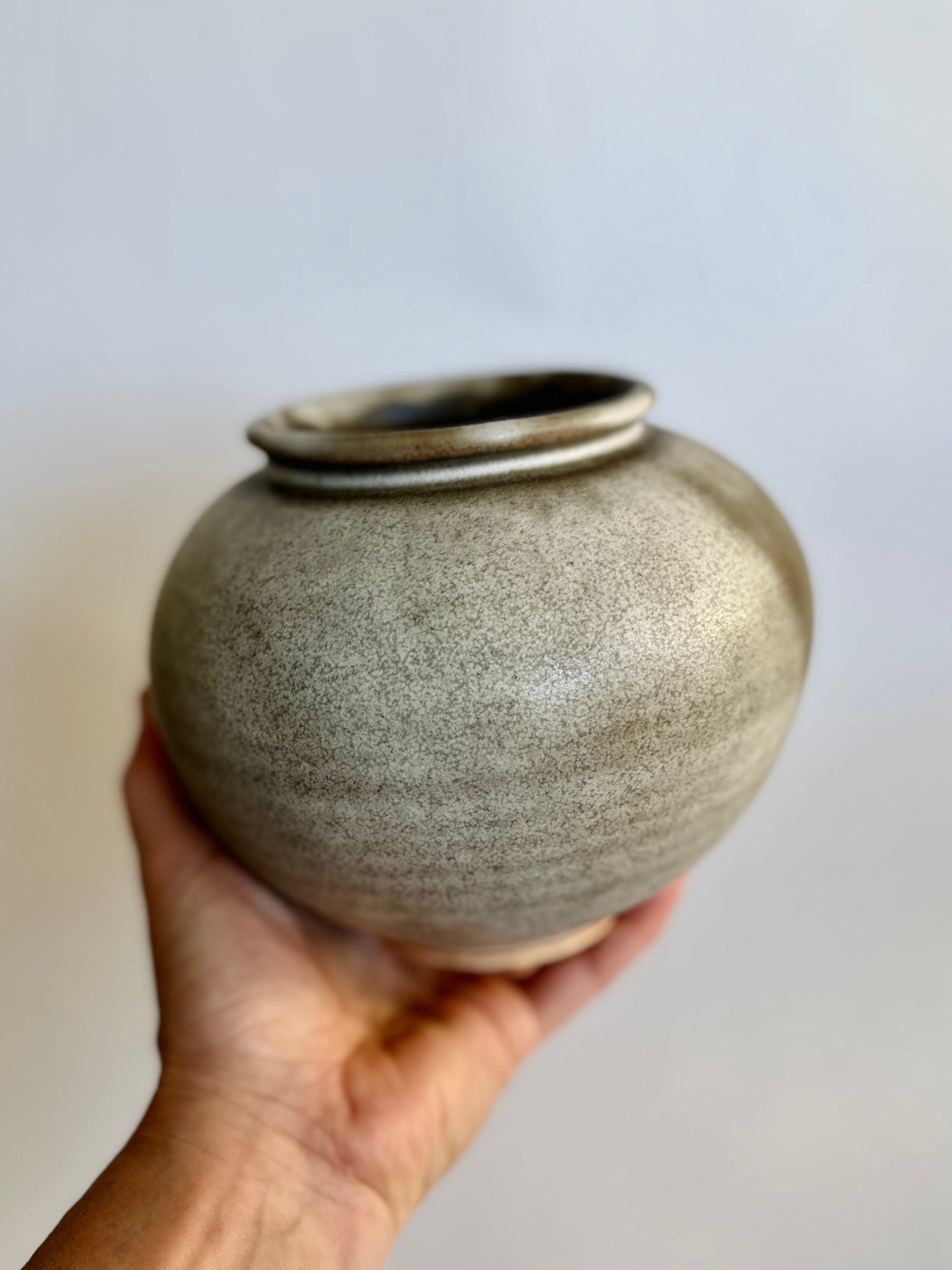 Gray/tan vase no. 23
