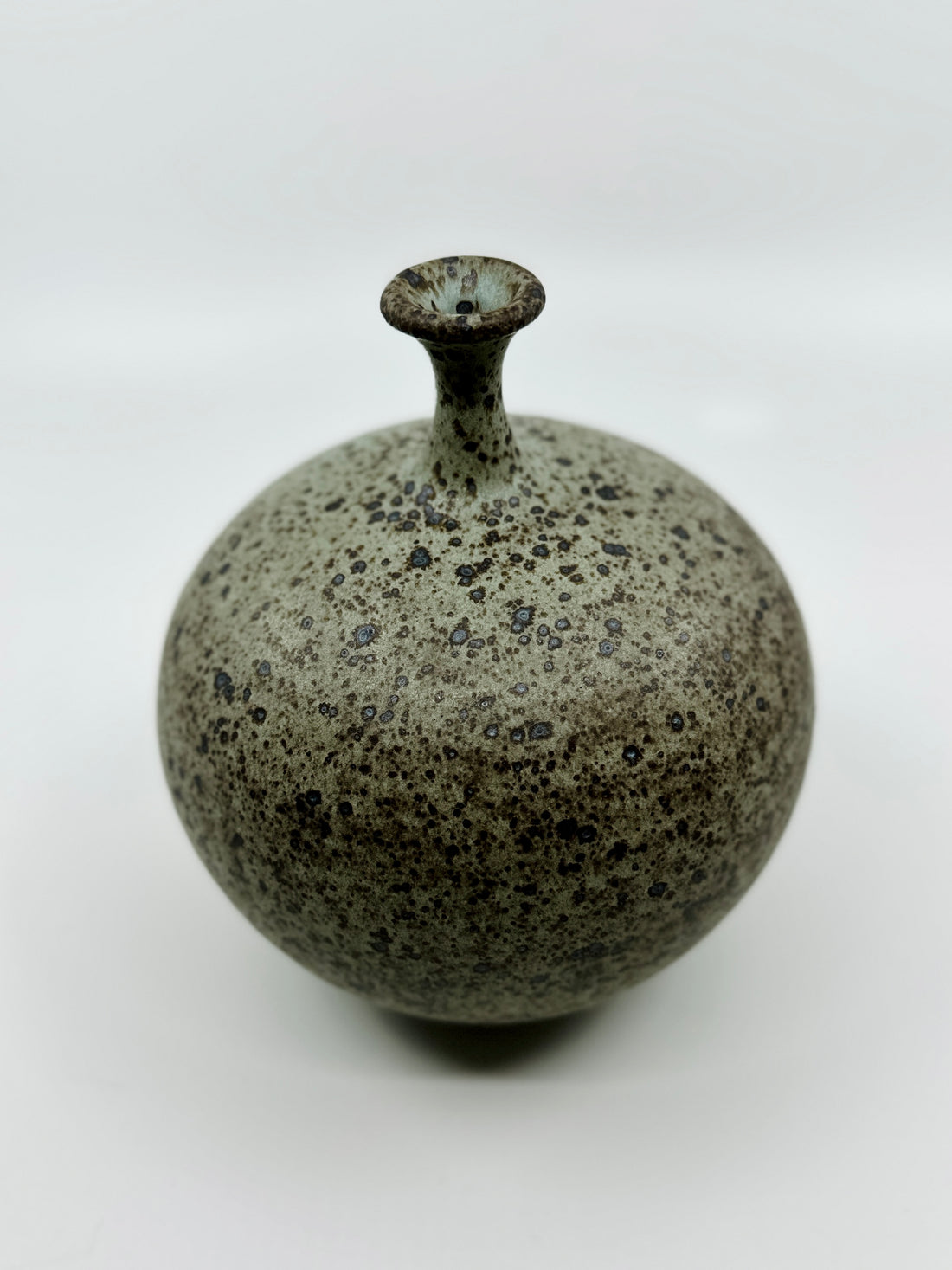 Blue speckled little neck no. 23