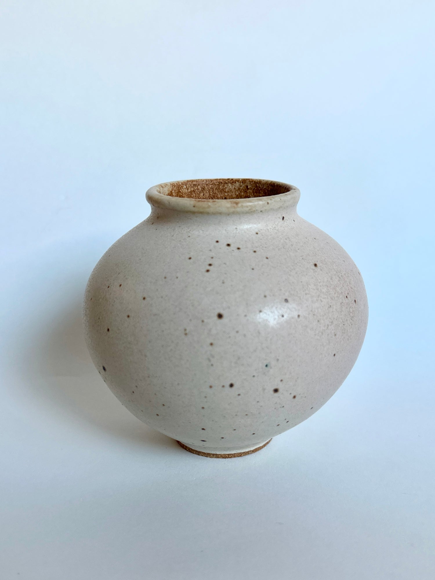 Warm satin white speckled vase no. 18