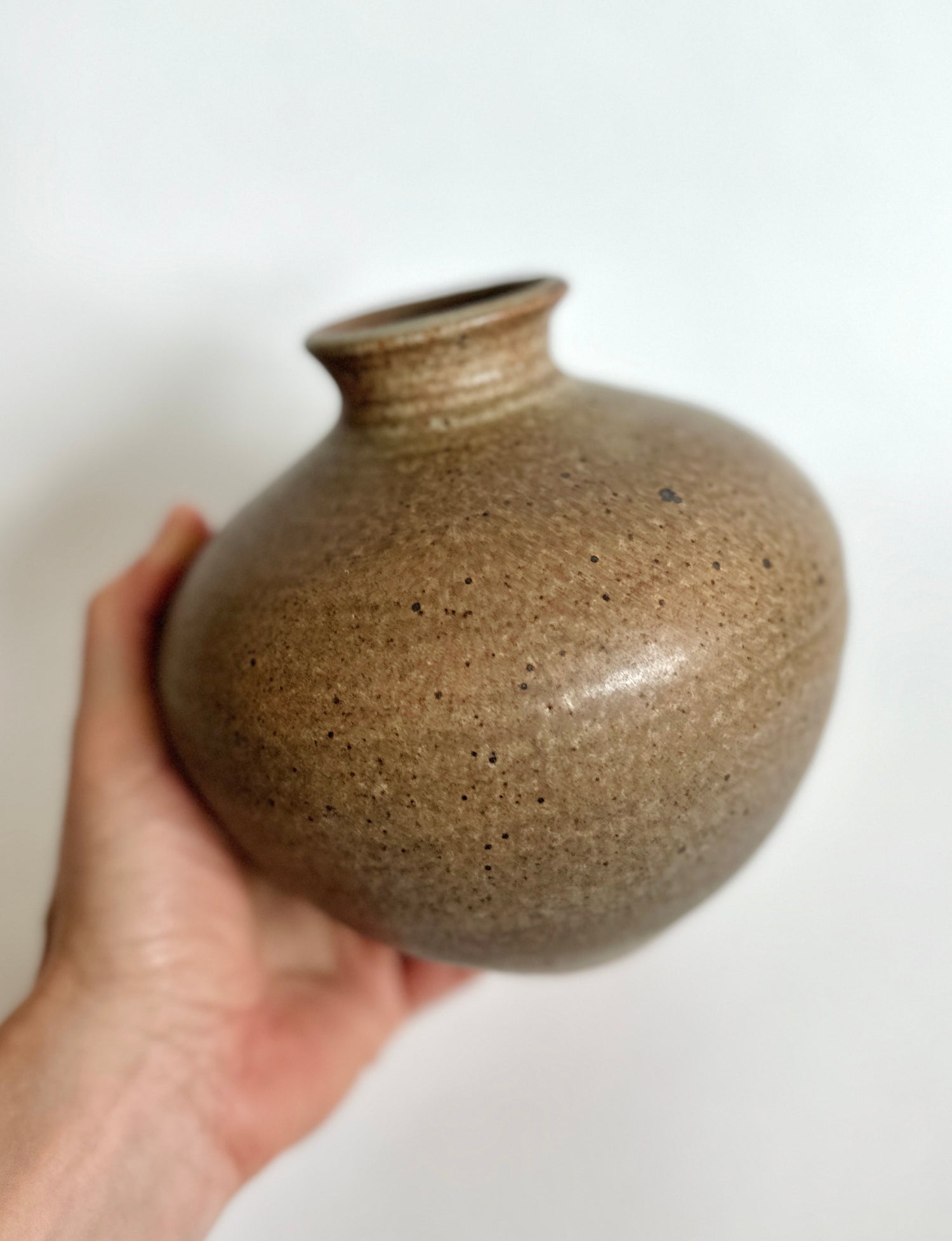 Gray/terra cotta speckled vase no. 5