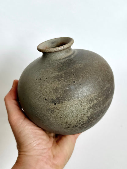 Gray speckled vase no. 7