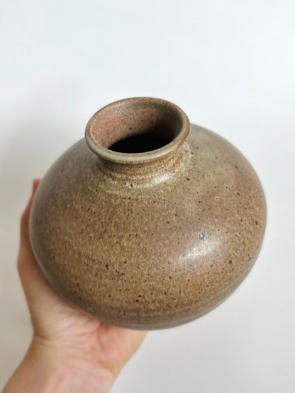 Gray/terra cotta speckled vase no. 5