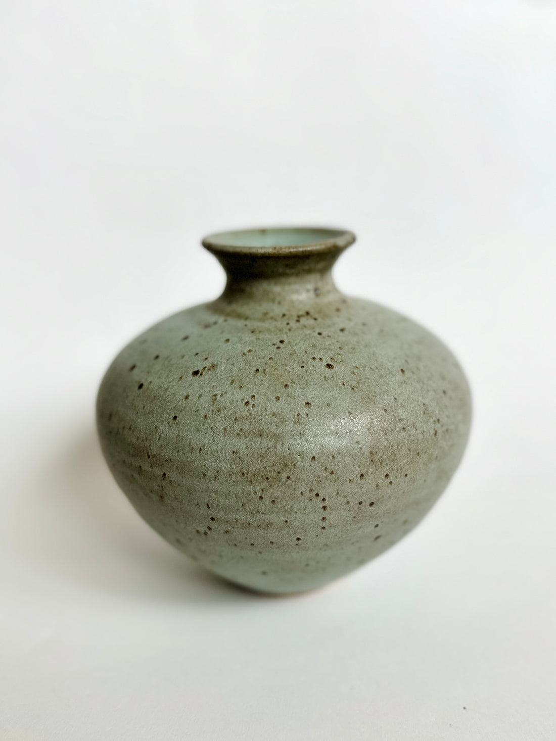 Blue speckled vase no. 14
