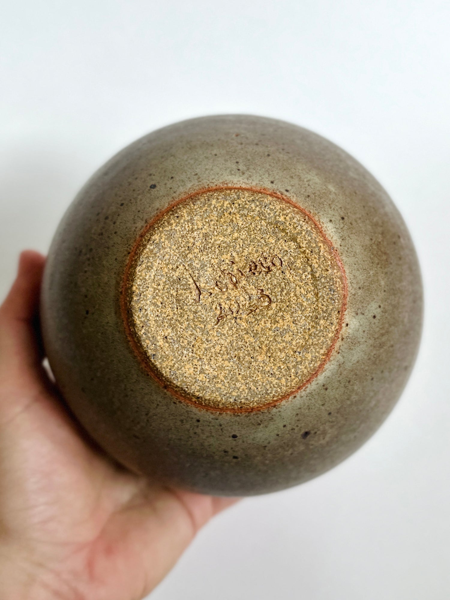 Gray/terra cotta speckled vase no. 5