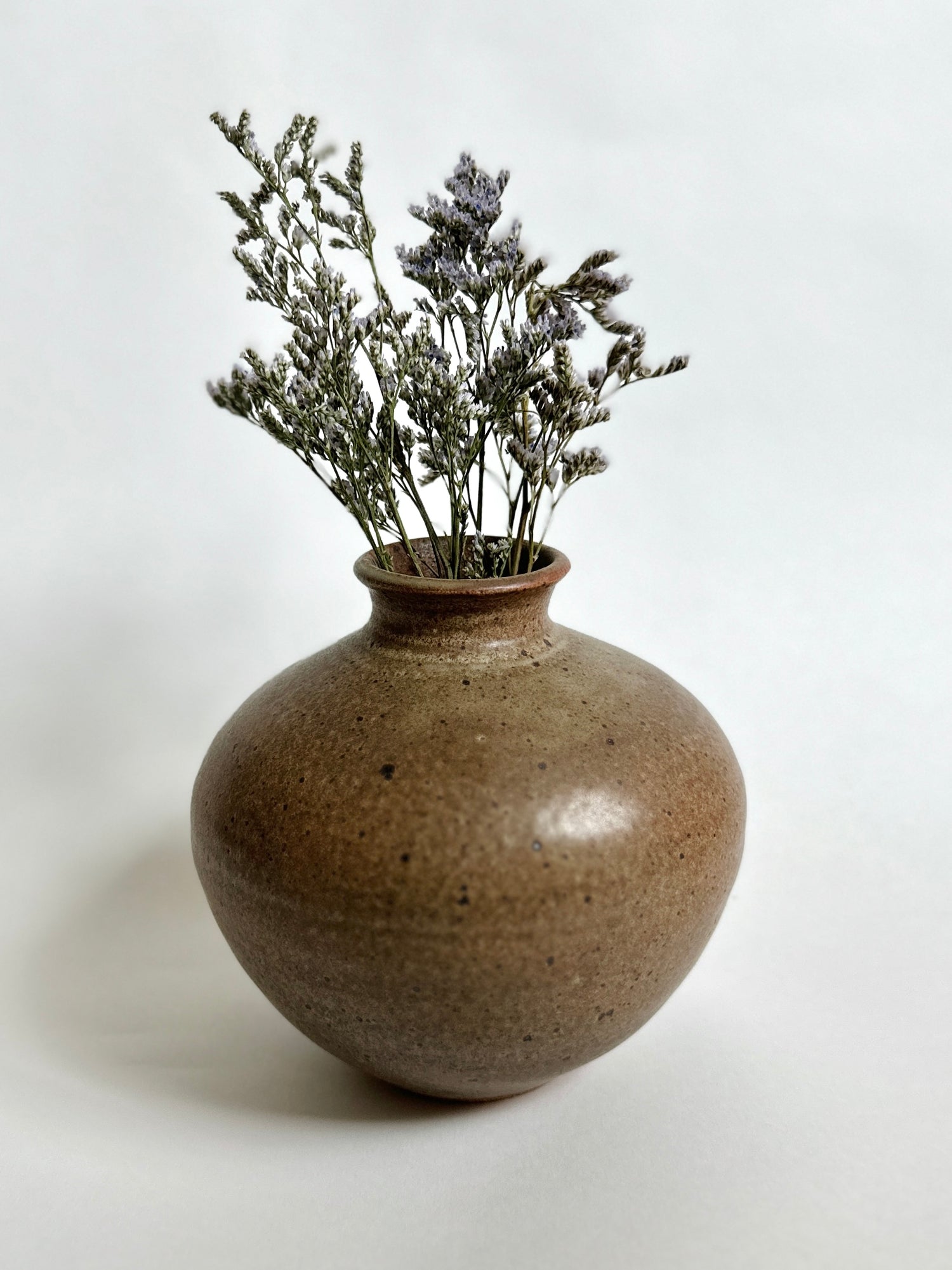 Gray/terra cotta speckled vase no. 5