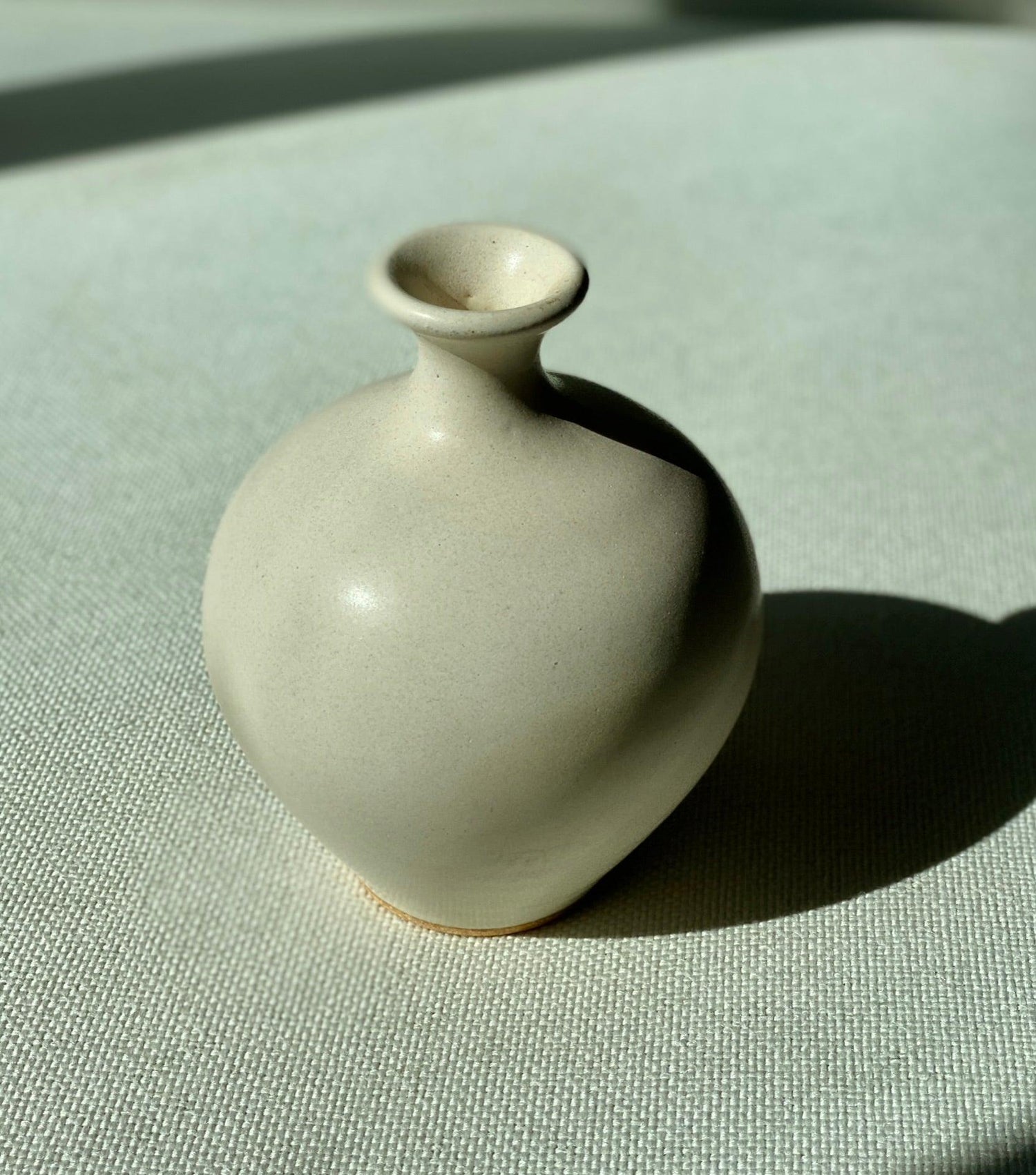Warm satin white bud vase No. 3 - Dana Chieco Studio