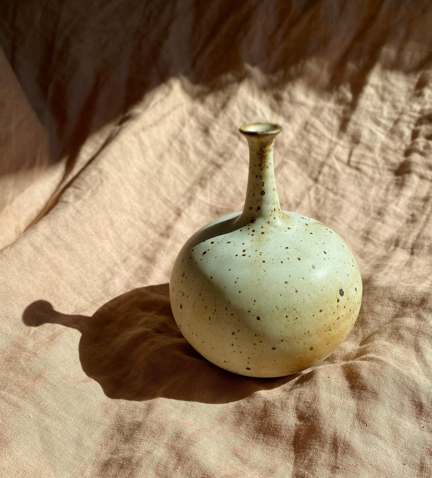 Matte white speckled wide vase with bottle-neck No. 11 - Dana Chieco Studio